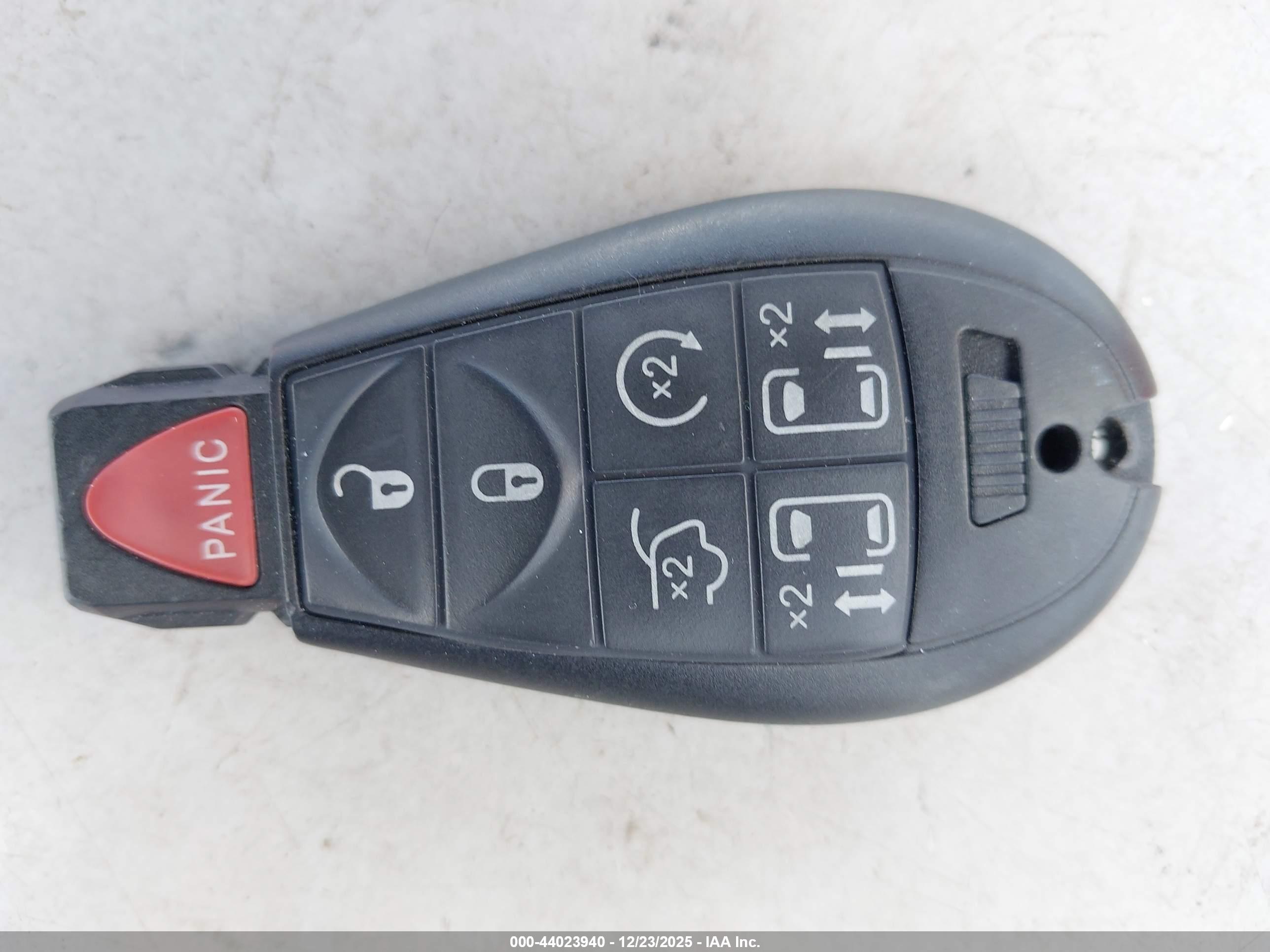 DODGE GRAND image 11