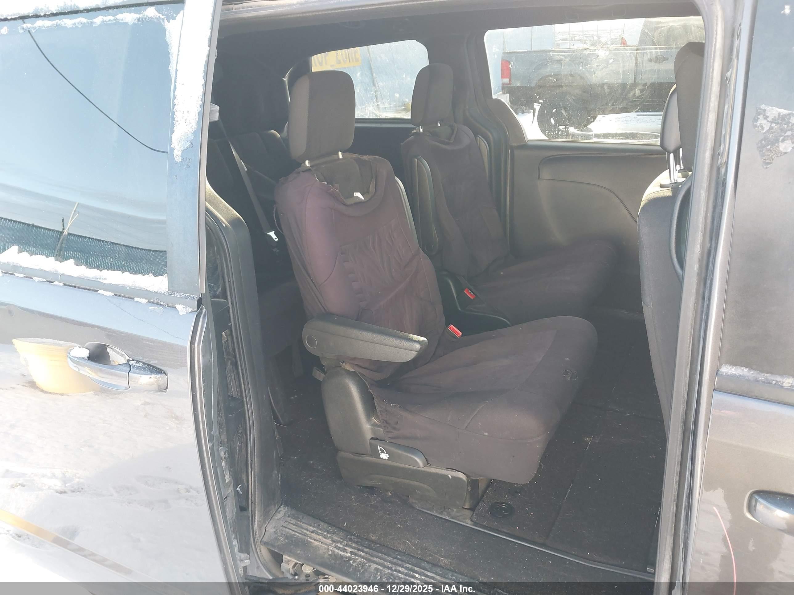 DODGE GRAND image 8