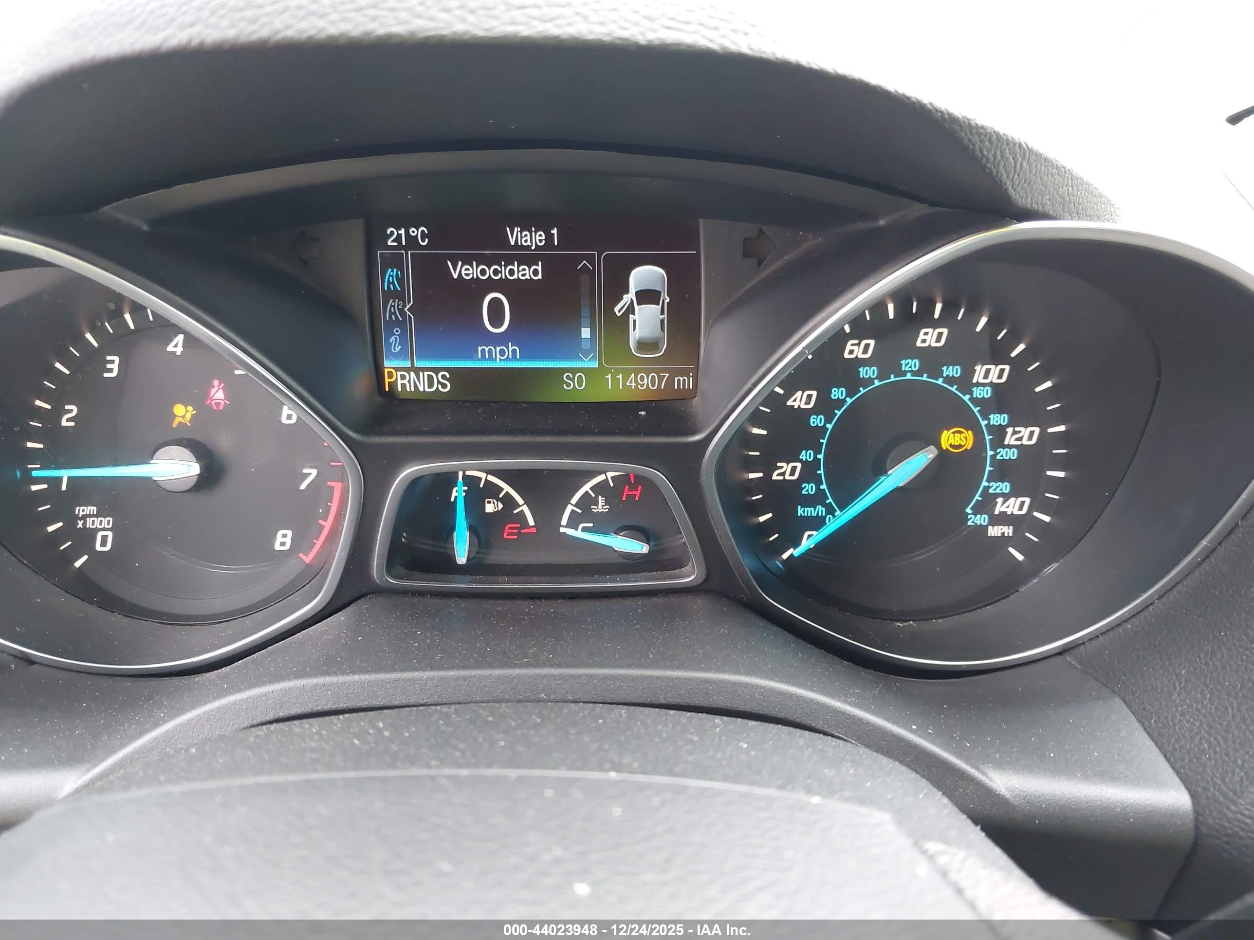 FORD ESCAPE image 7