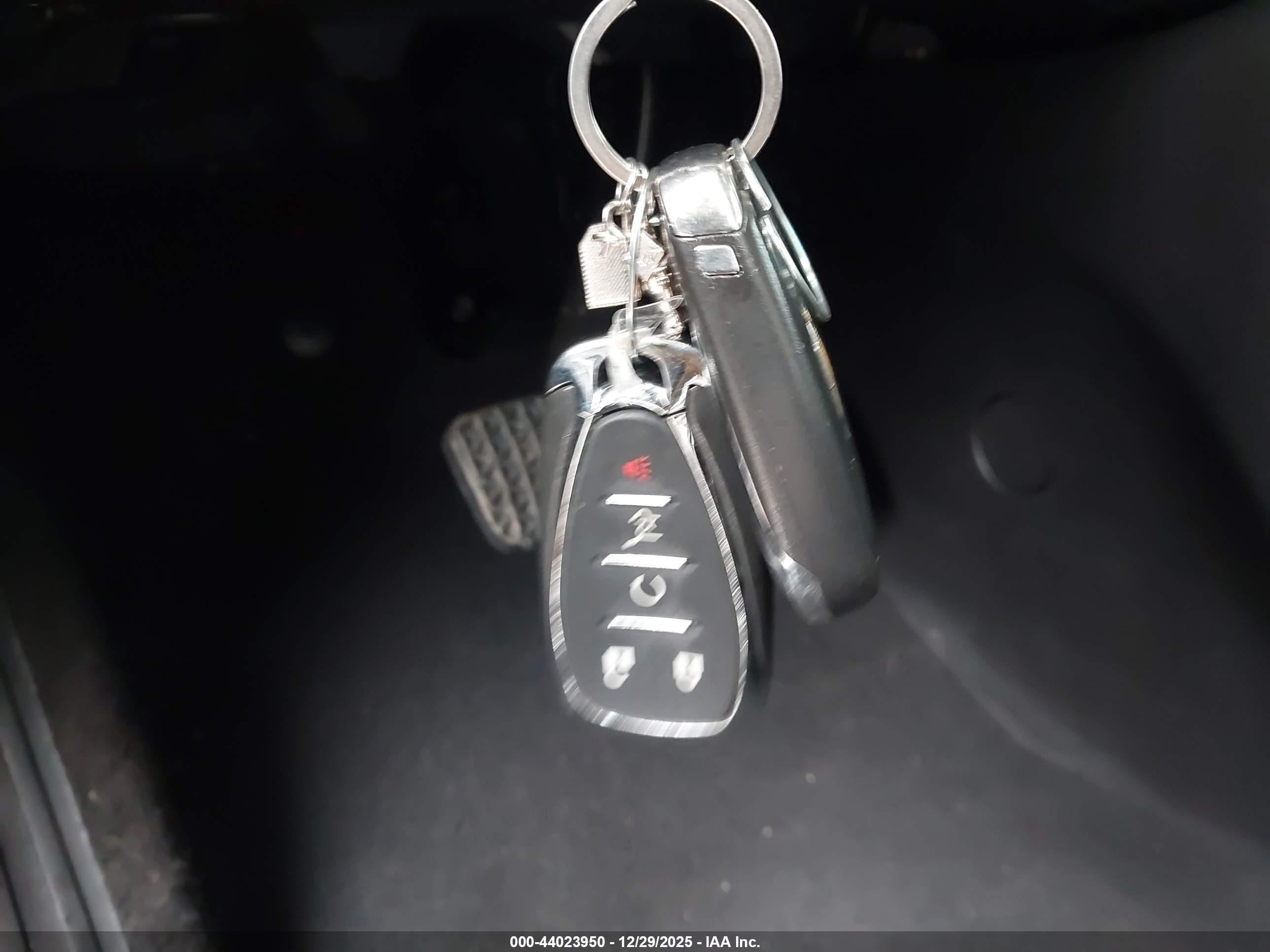CHEVROLET EQUINOX image 11
