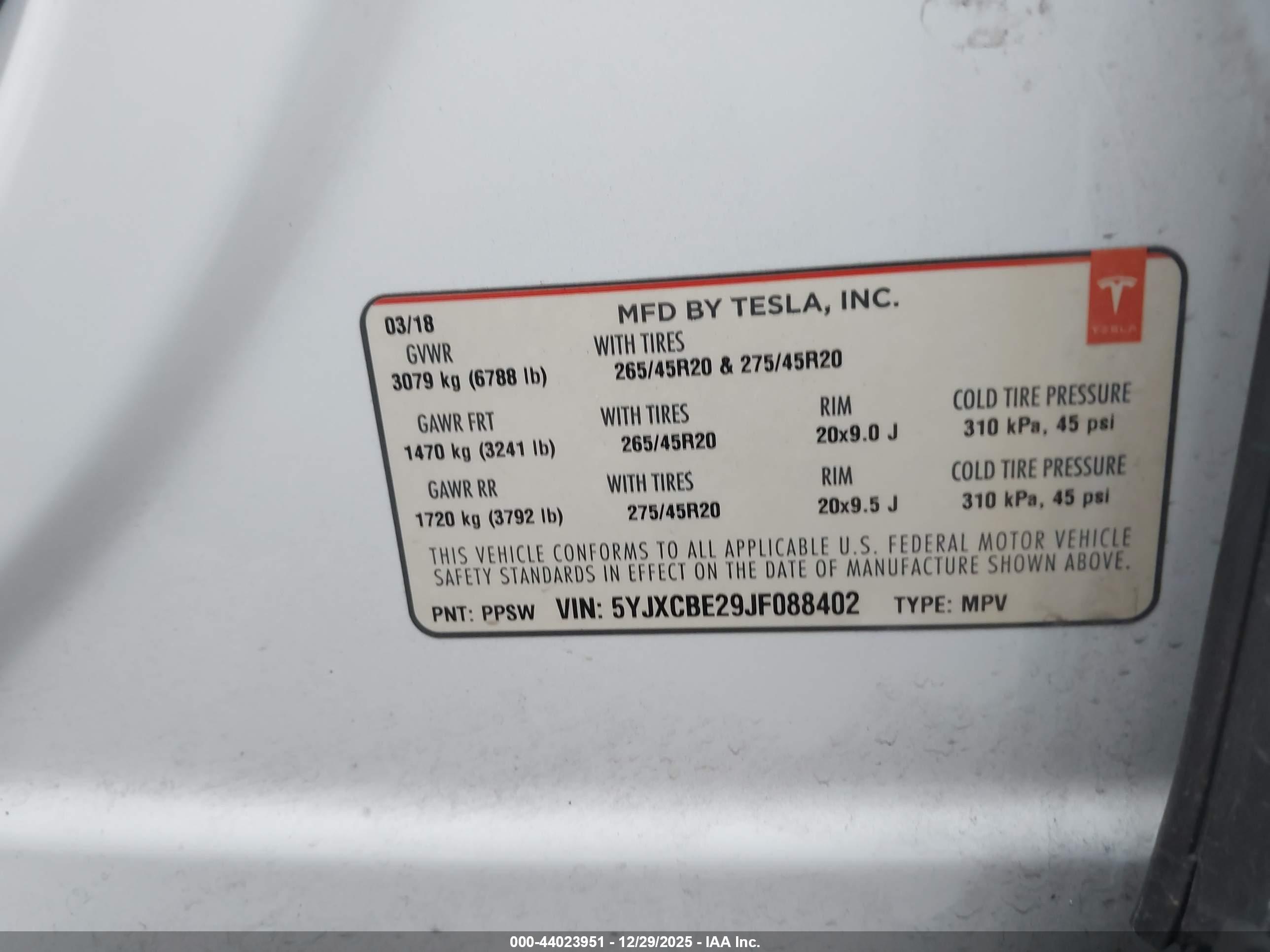 TESLA MODEL image 9