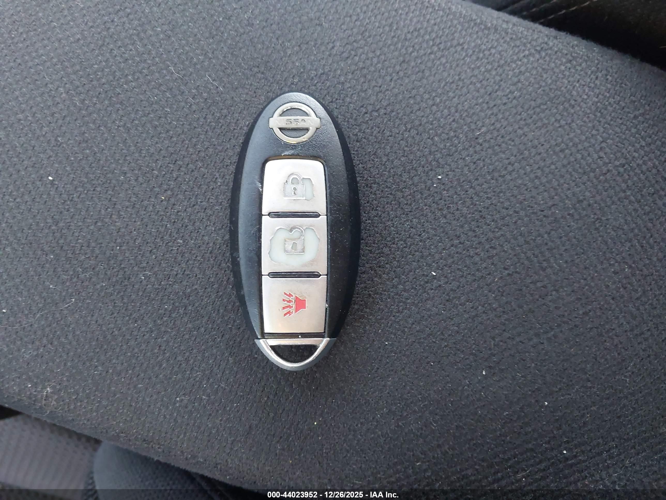 NISSAN ROGUE image 11