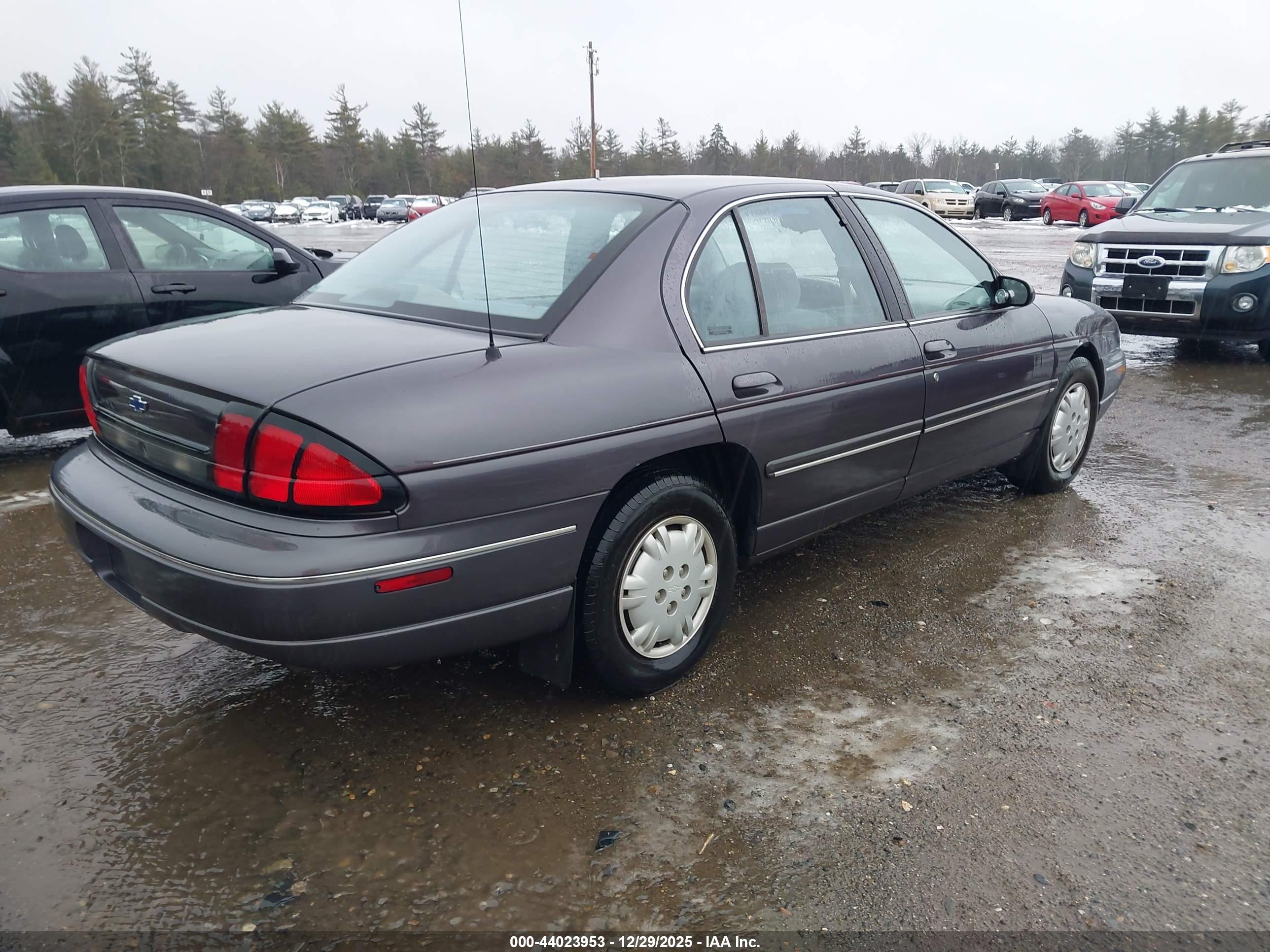 CHEVROLET LUMINA image 4
