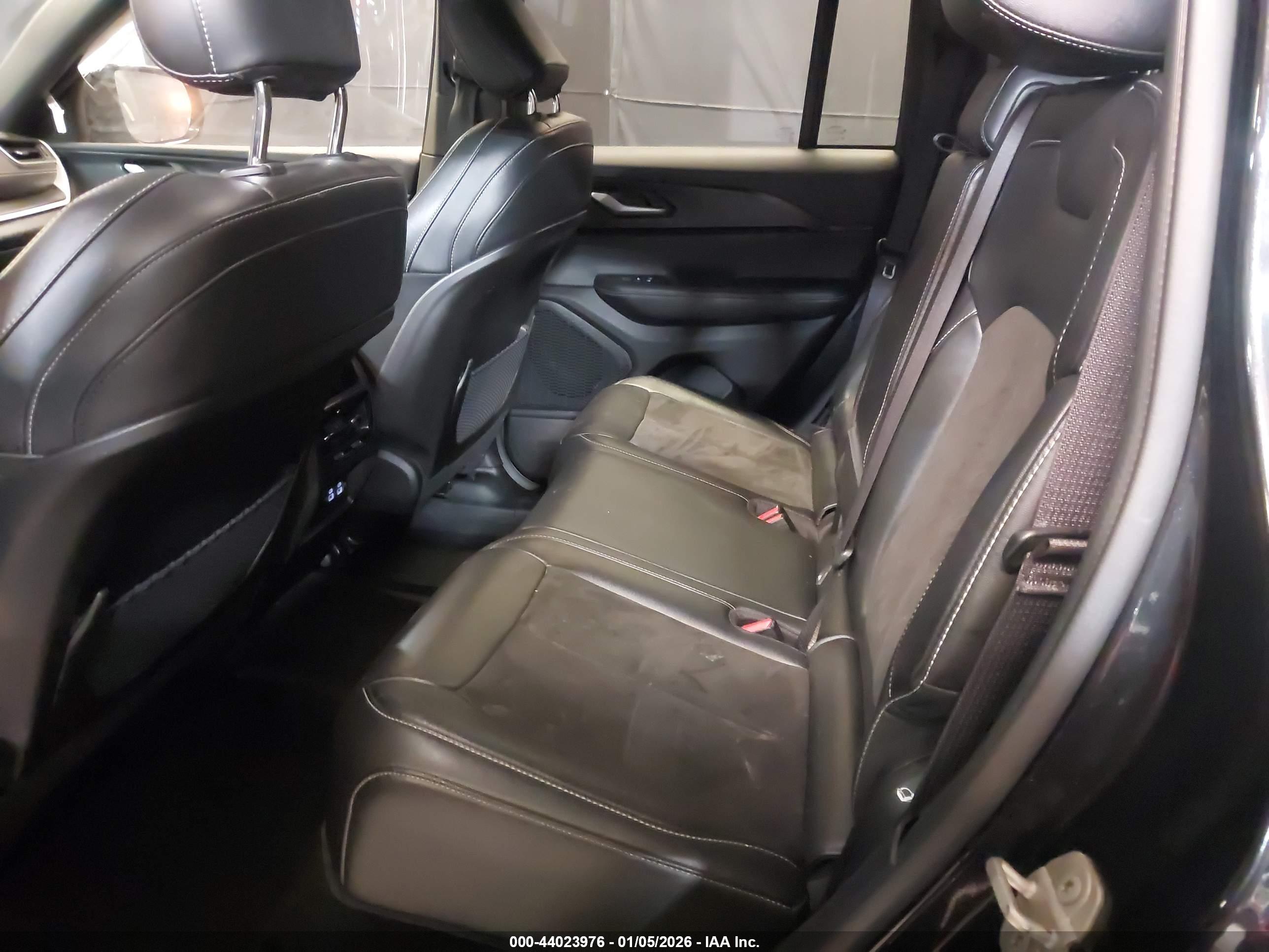 JEEP GRAND image 8