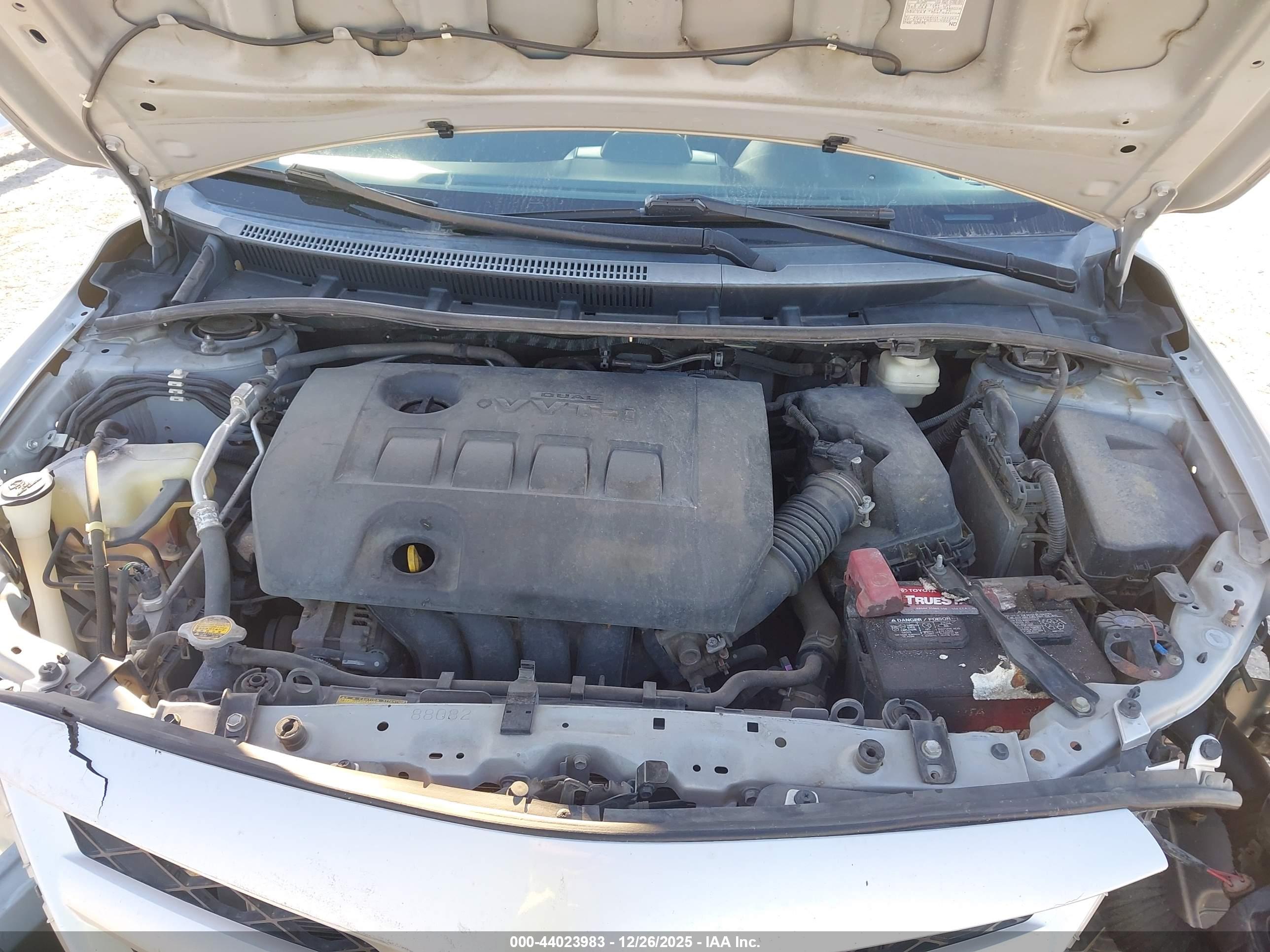 TOYOTA COROLLA image 10