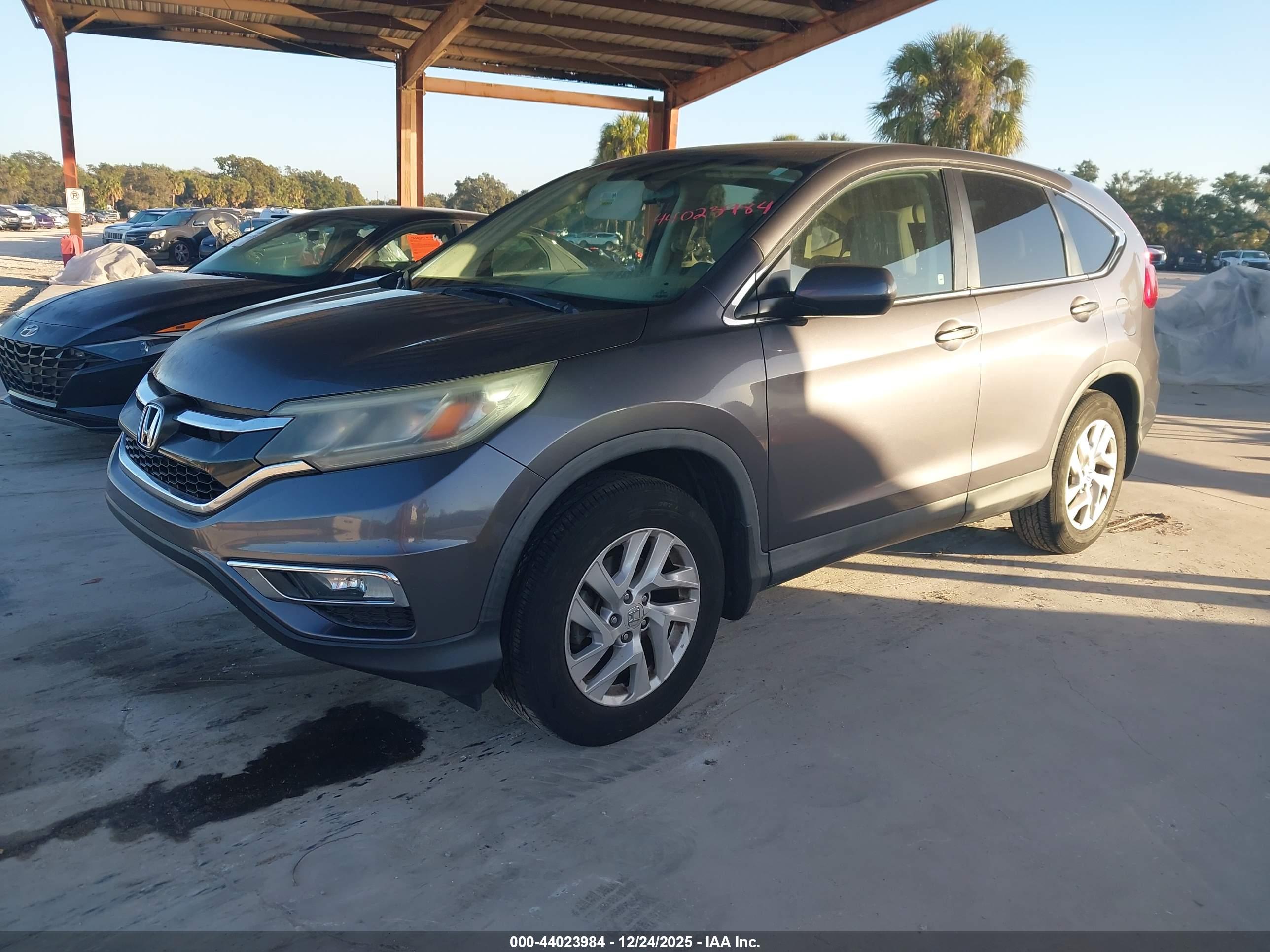 HONDA CR-V image 2