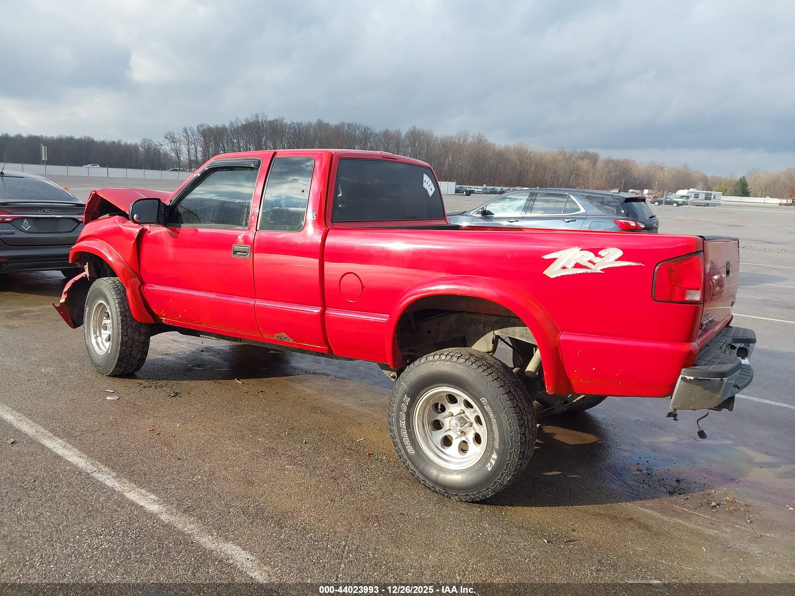 GMC SONOMA image 3