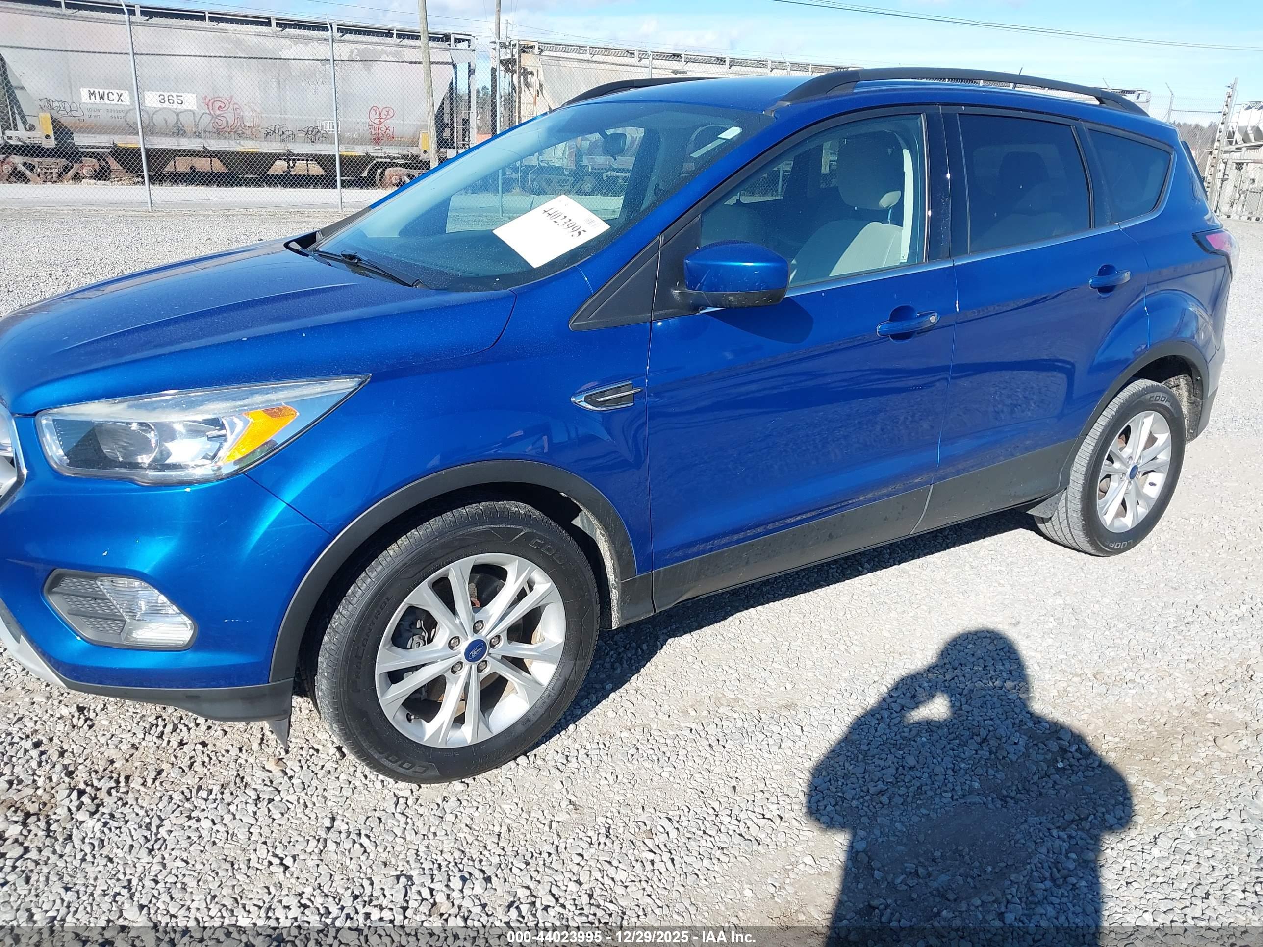 FORD ESCAPE image 6