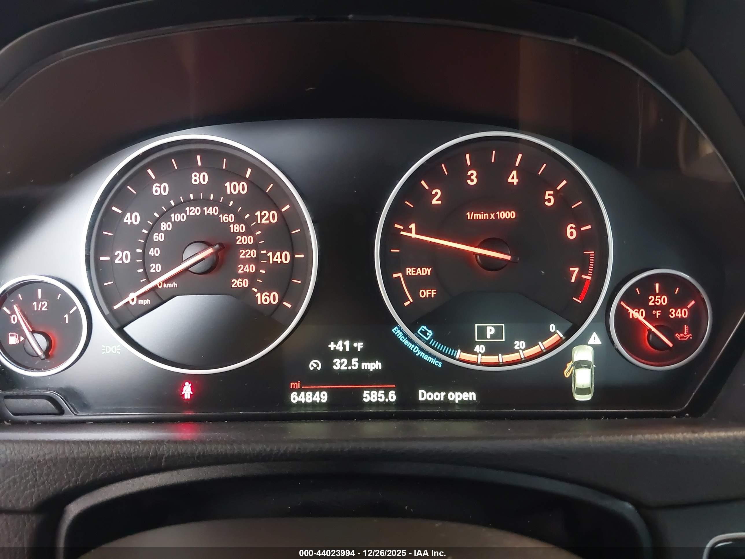 BMW 320I image 7