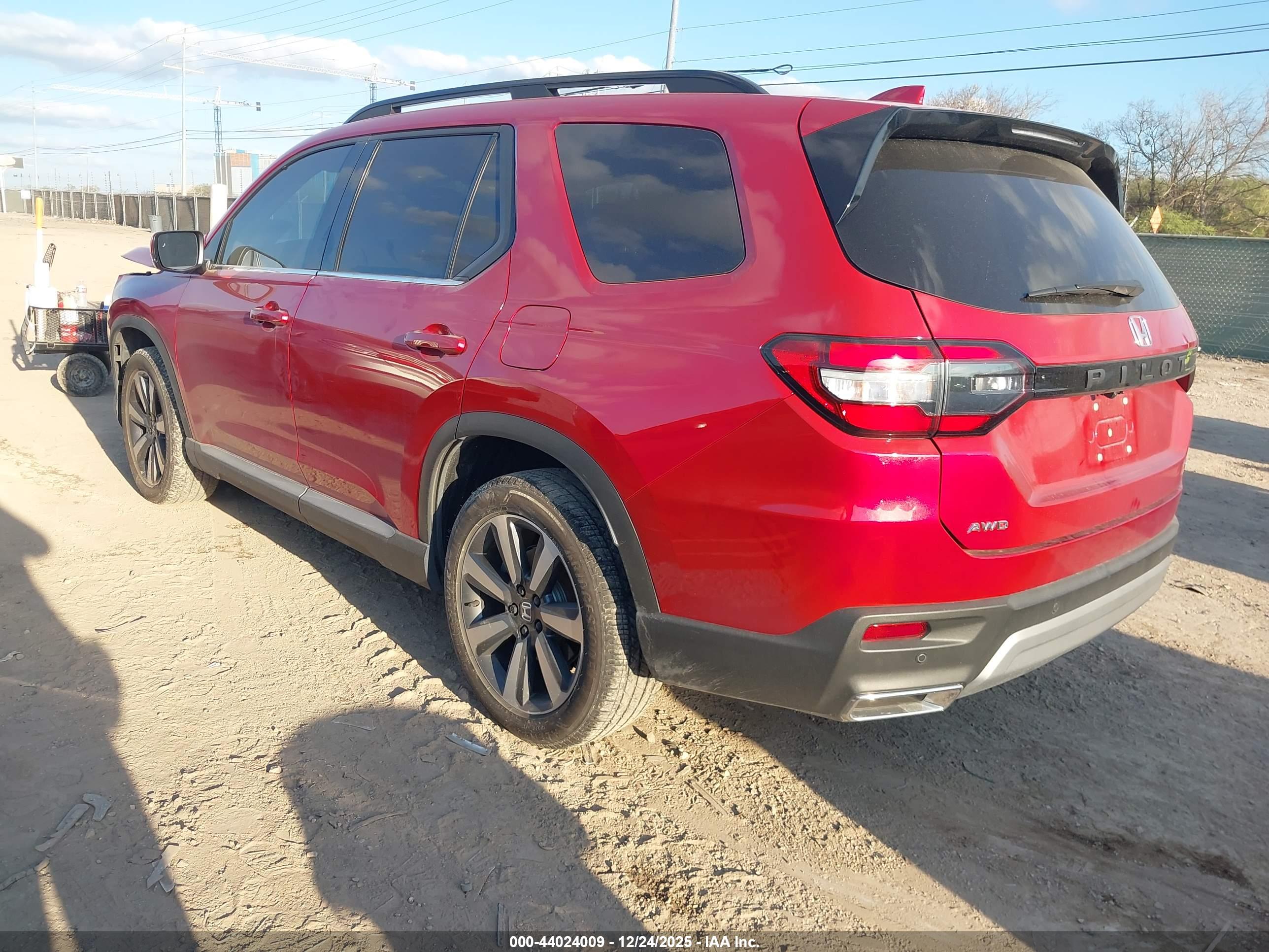 HONDA PILOT image 3