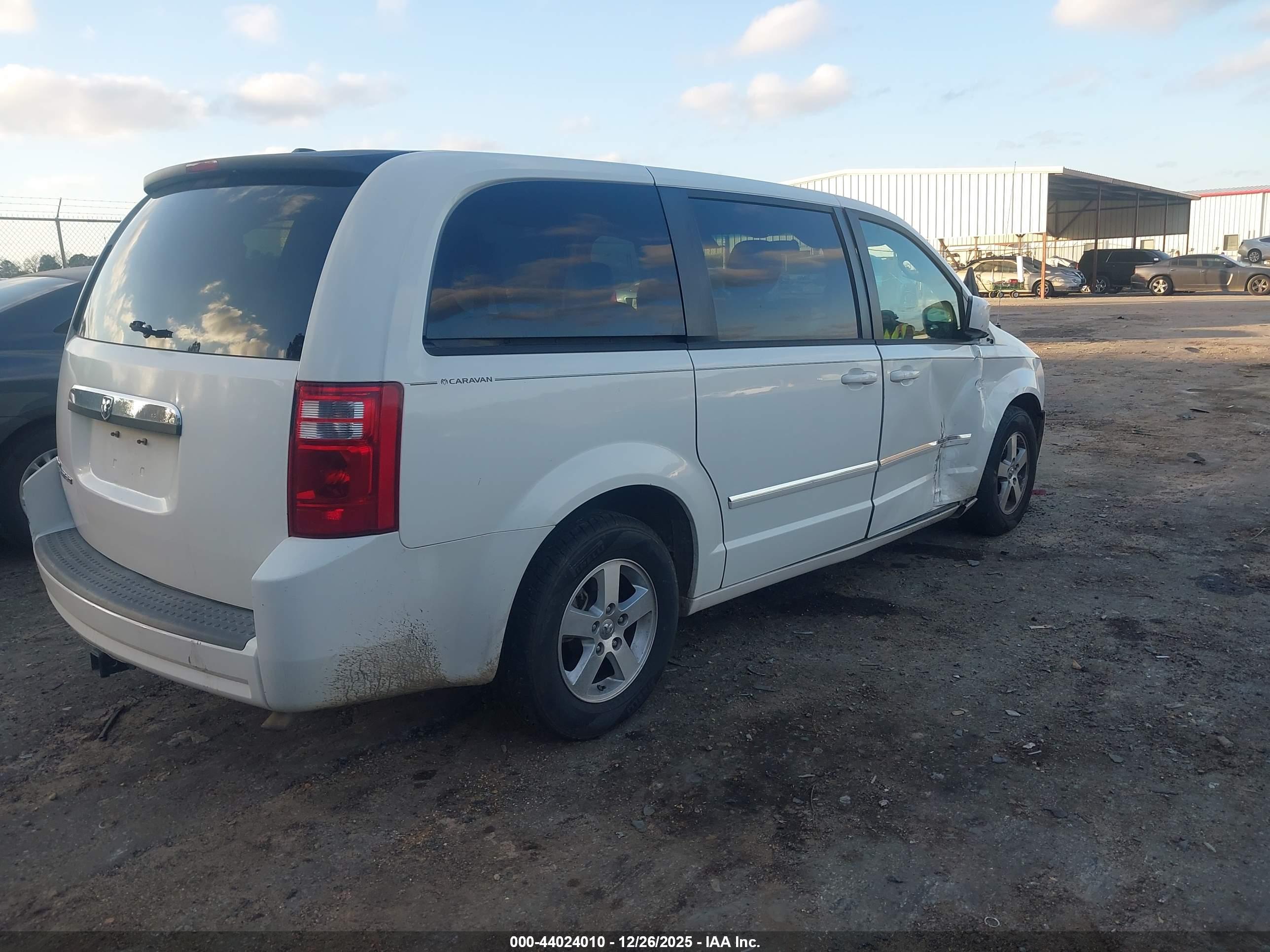 DODGE GRAND image 4