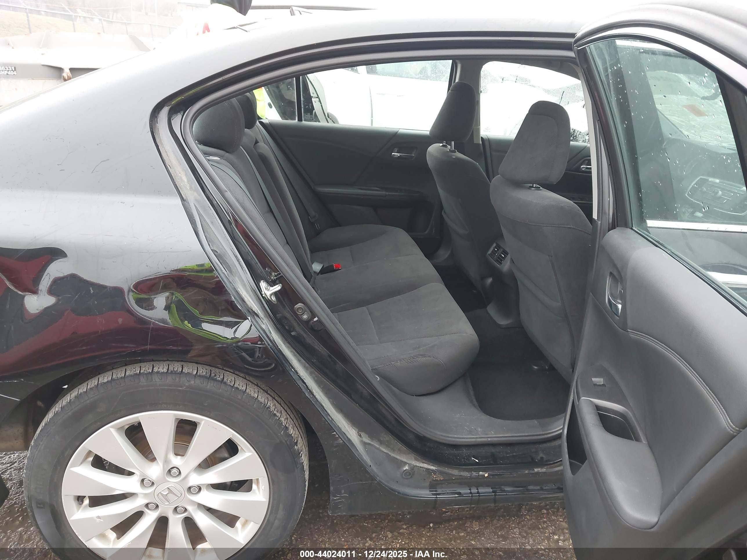 HONDA ACCORD image 8