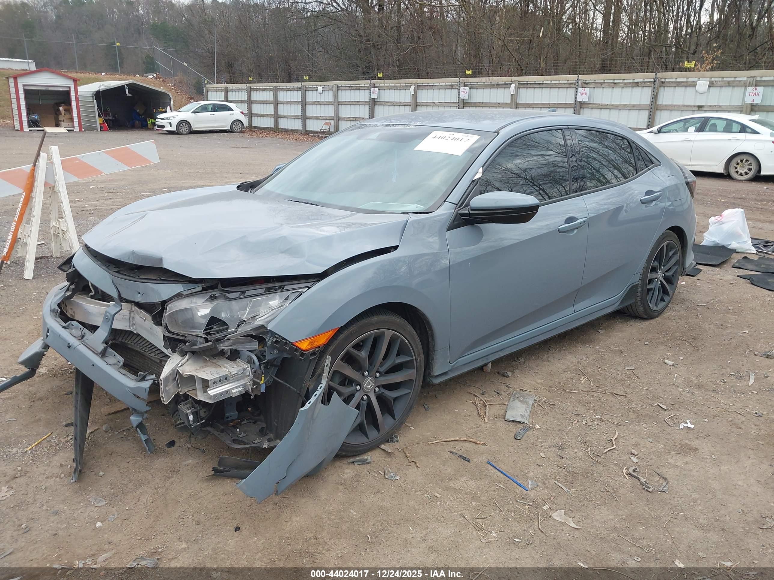 HONDA CIVIC image 2
