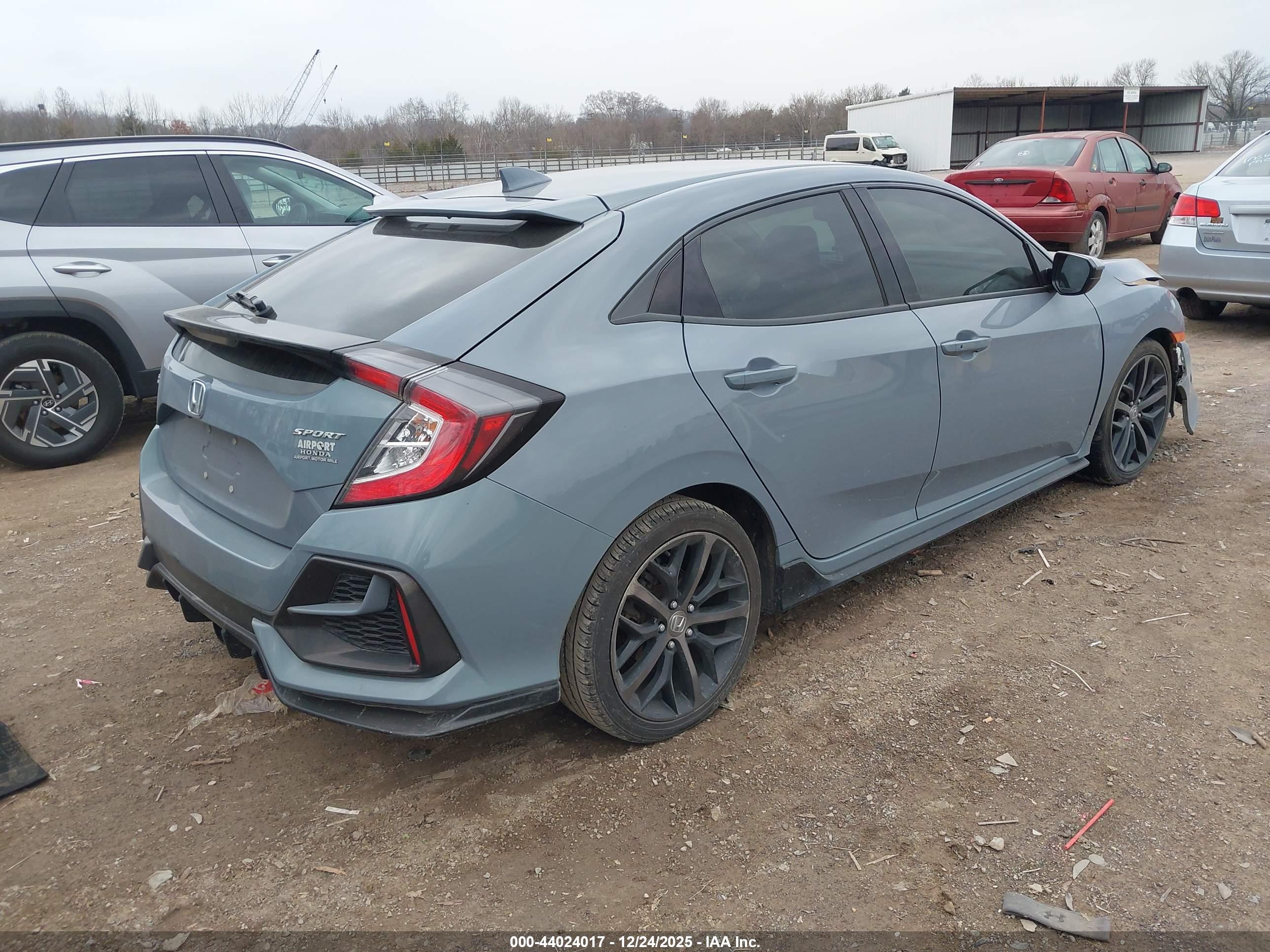 HONDA CIVIC image 4