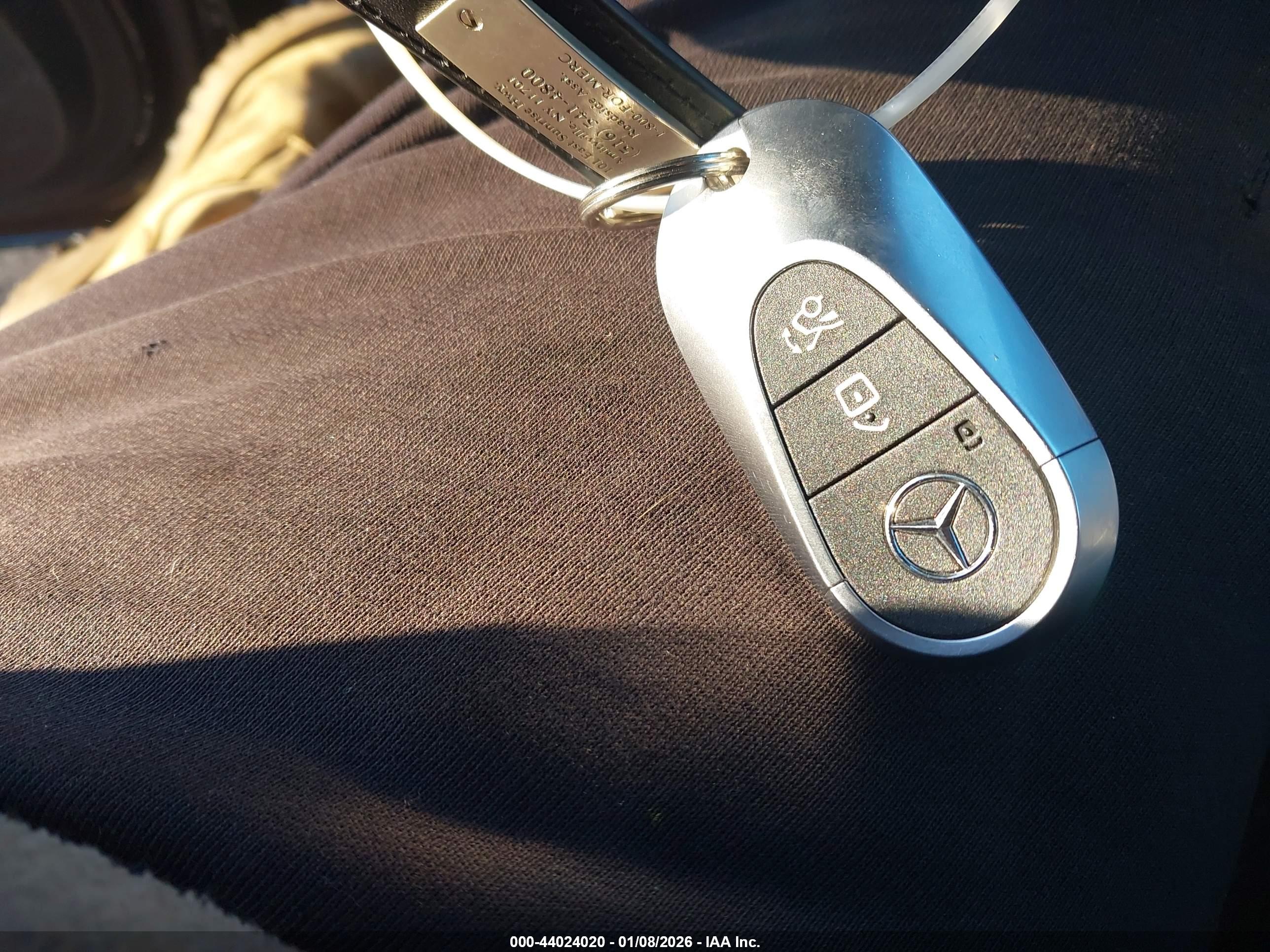 MERCEDES-BENZ C image 11