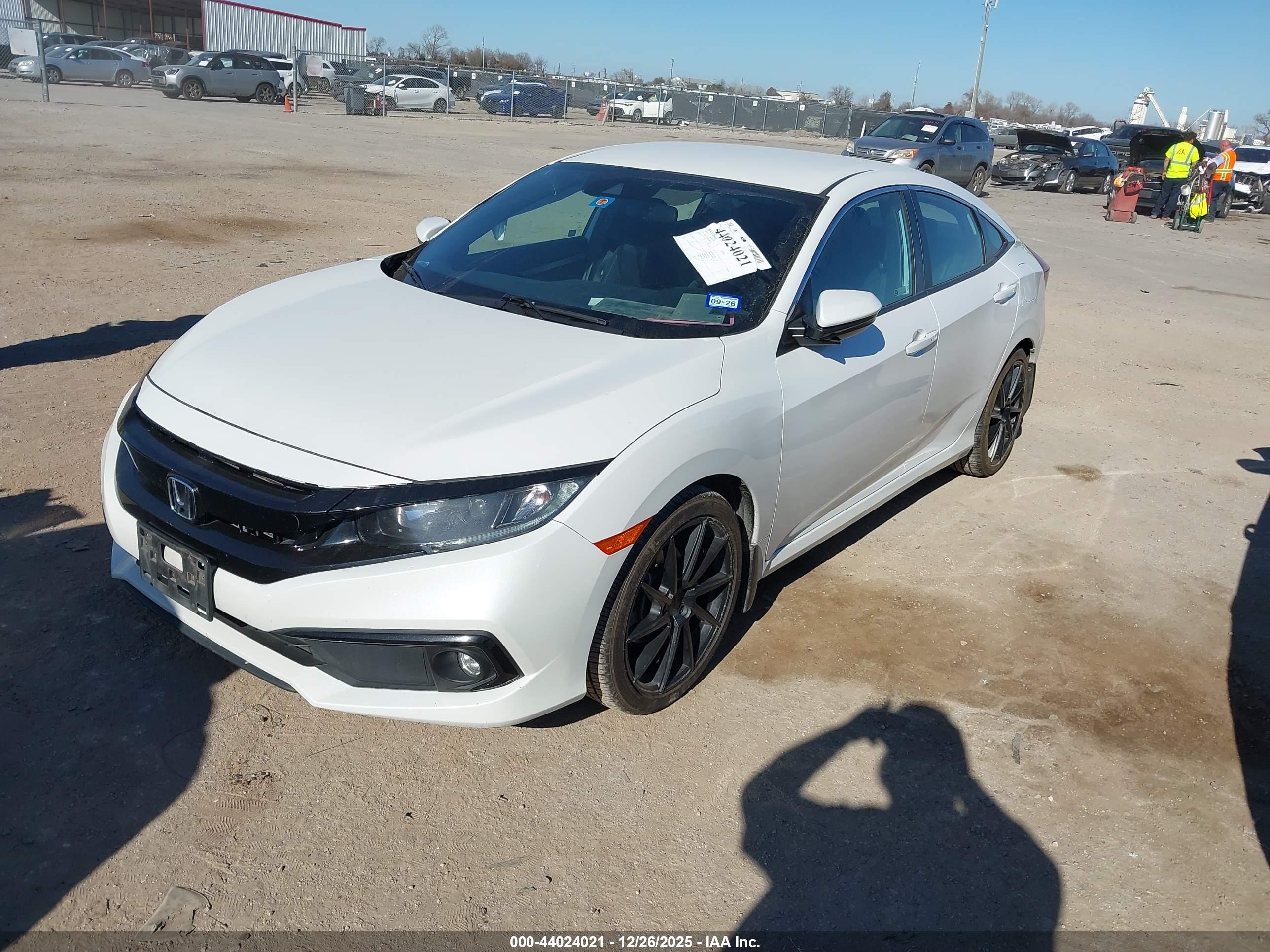 HONDA CIVIC image 2
