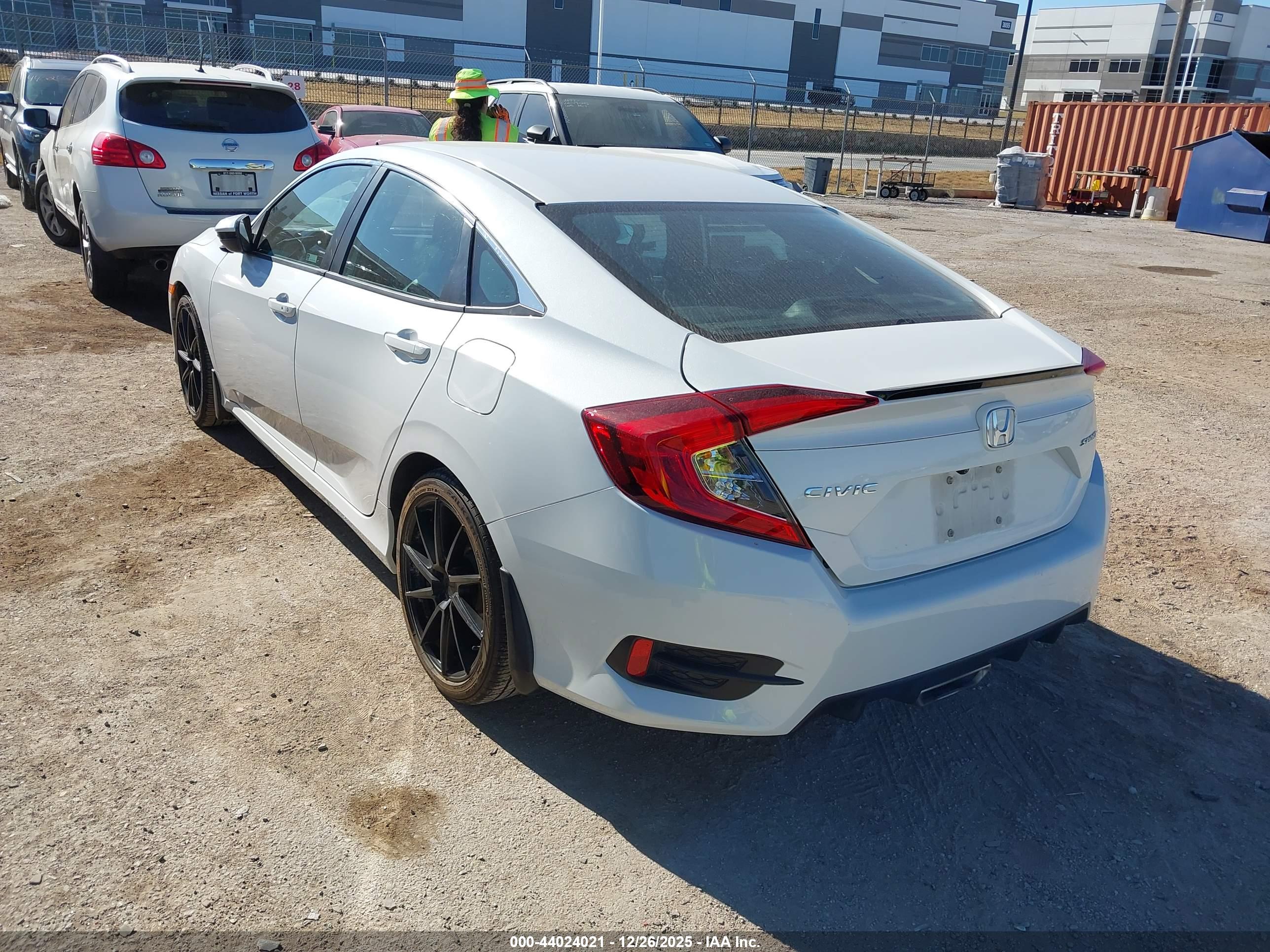 HONDA CIVIC image 3