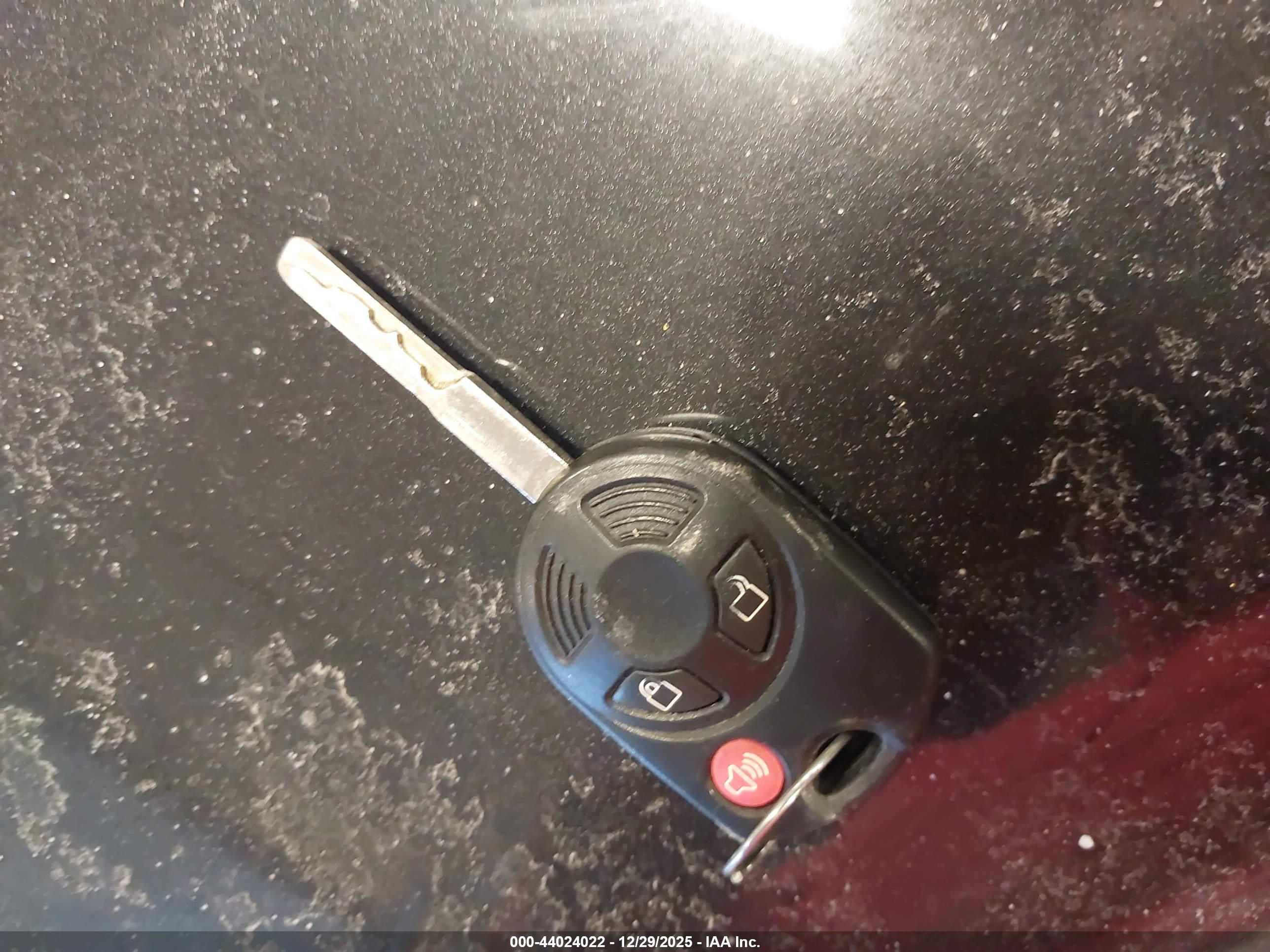 FORD ESCAPE image 11