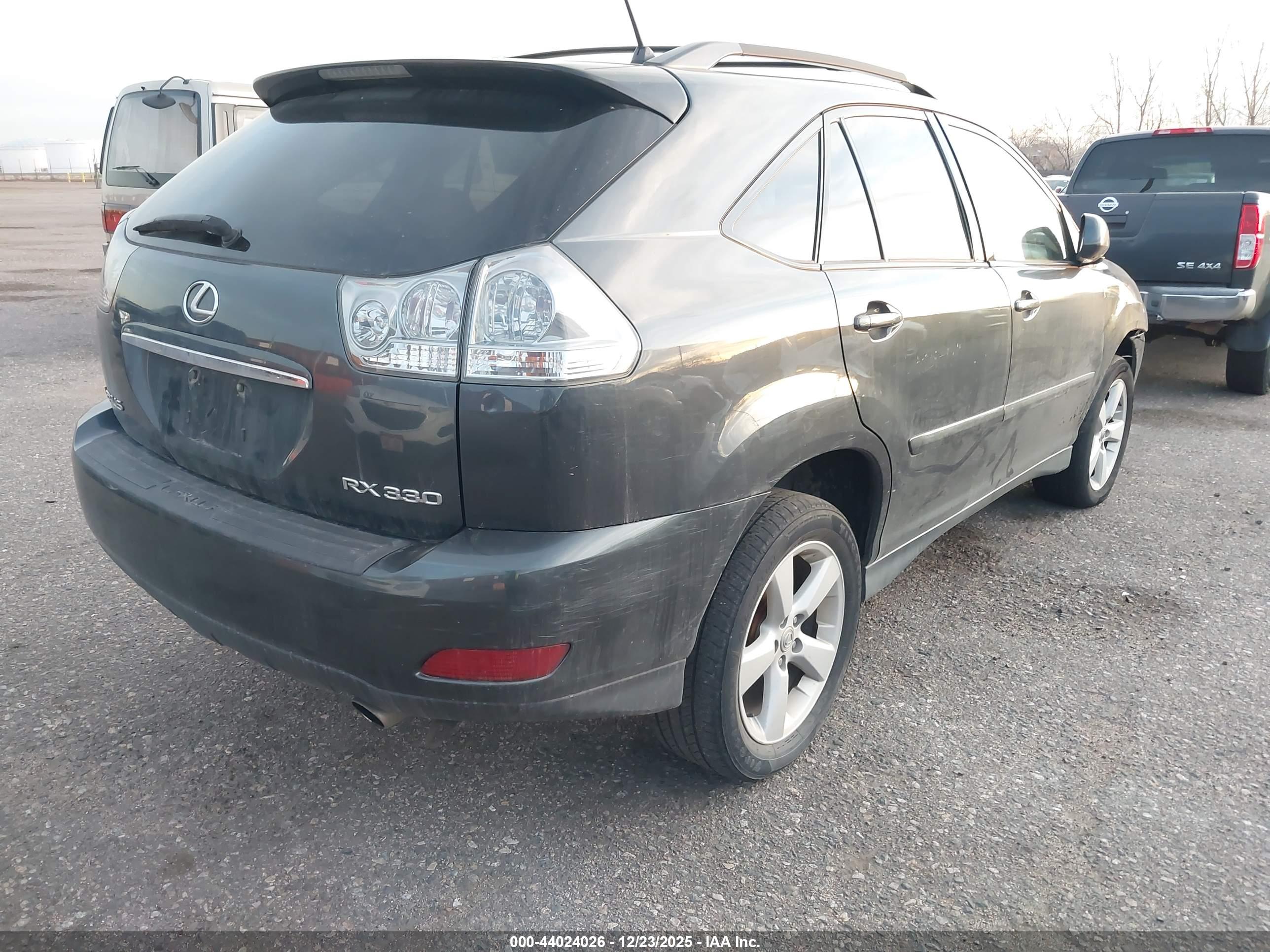 LEXUS RX image 4