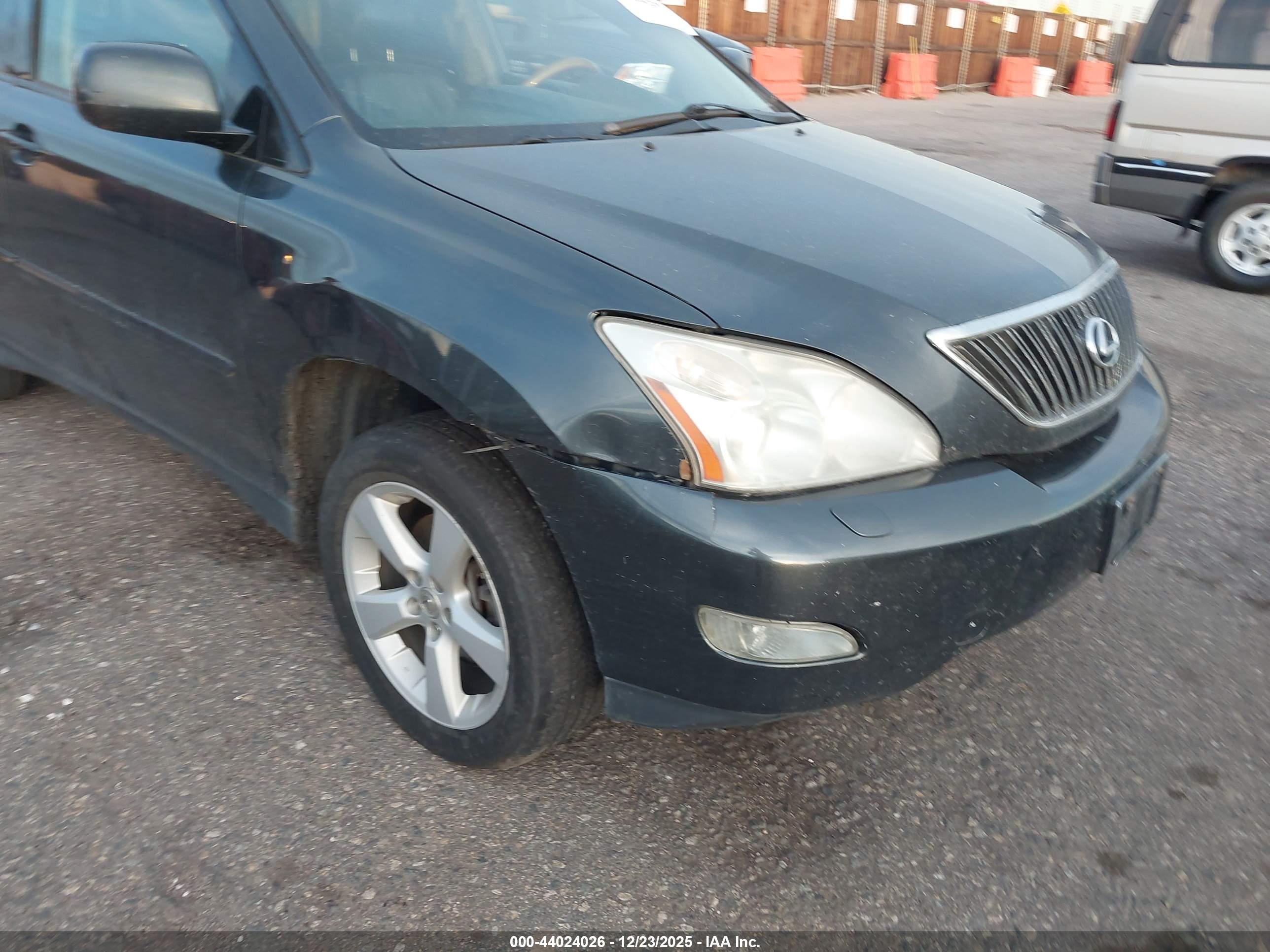 LEXUS RX image 6