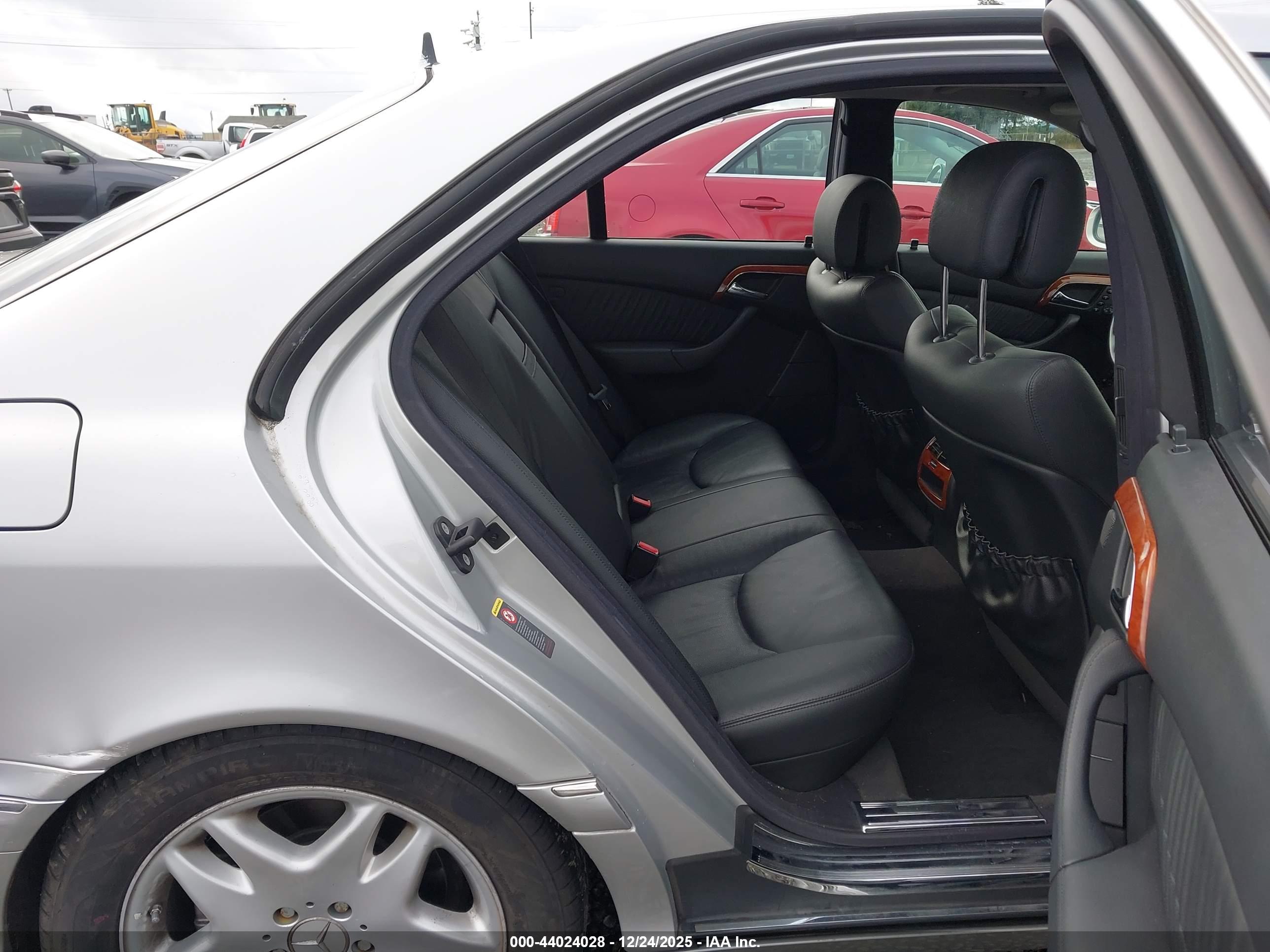 MERCEDES-BENZ S image 8