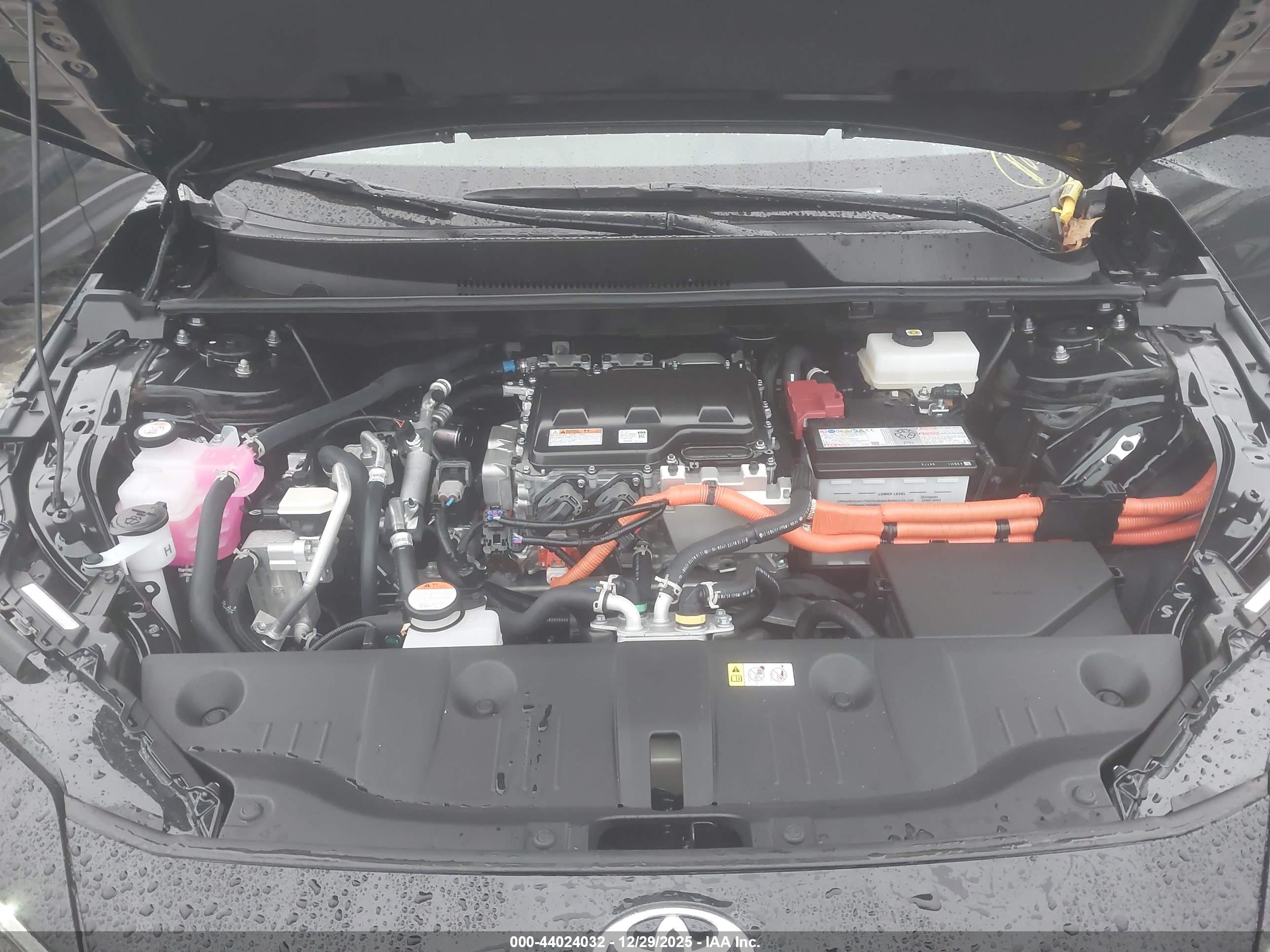 TOYOTA BZ4X image 10