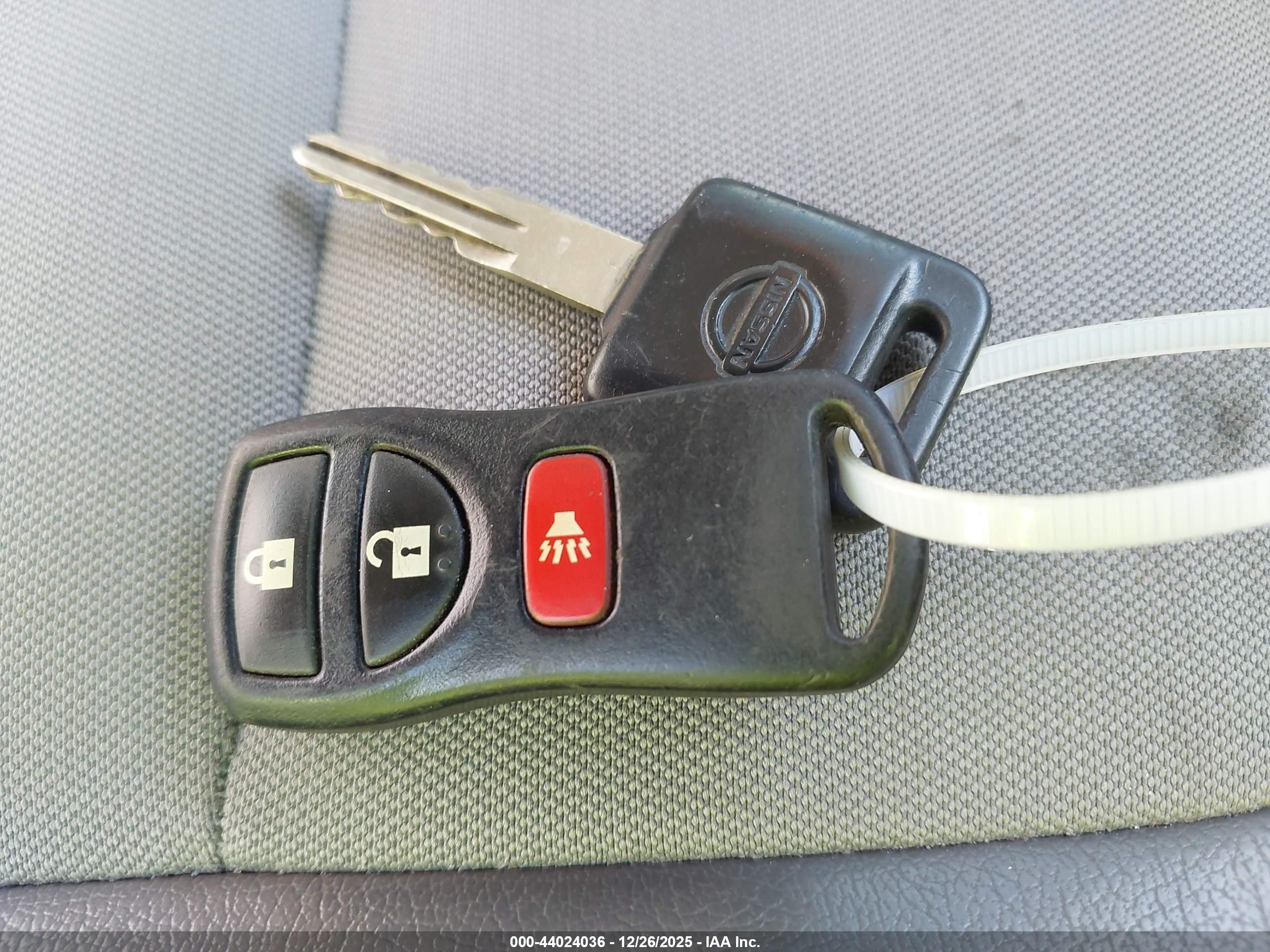 NISSAN NV image 11