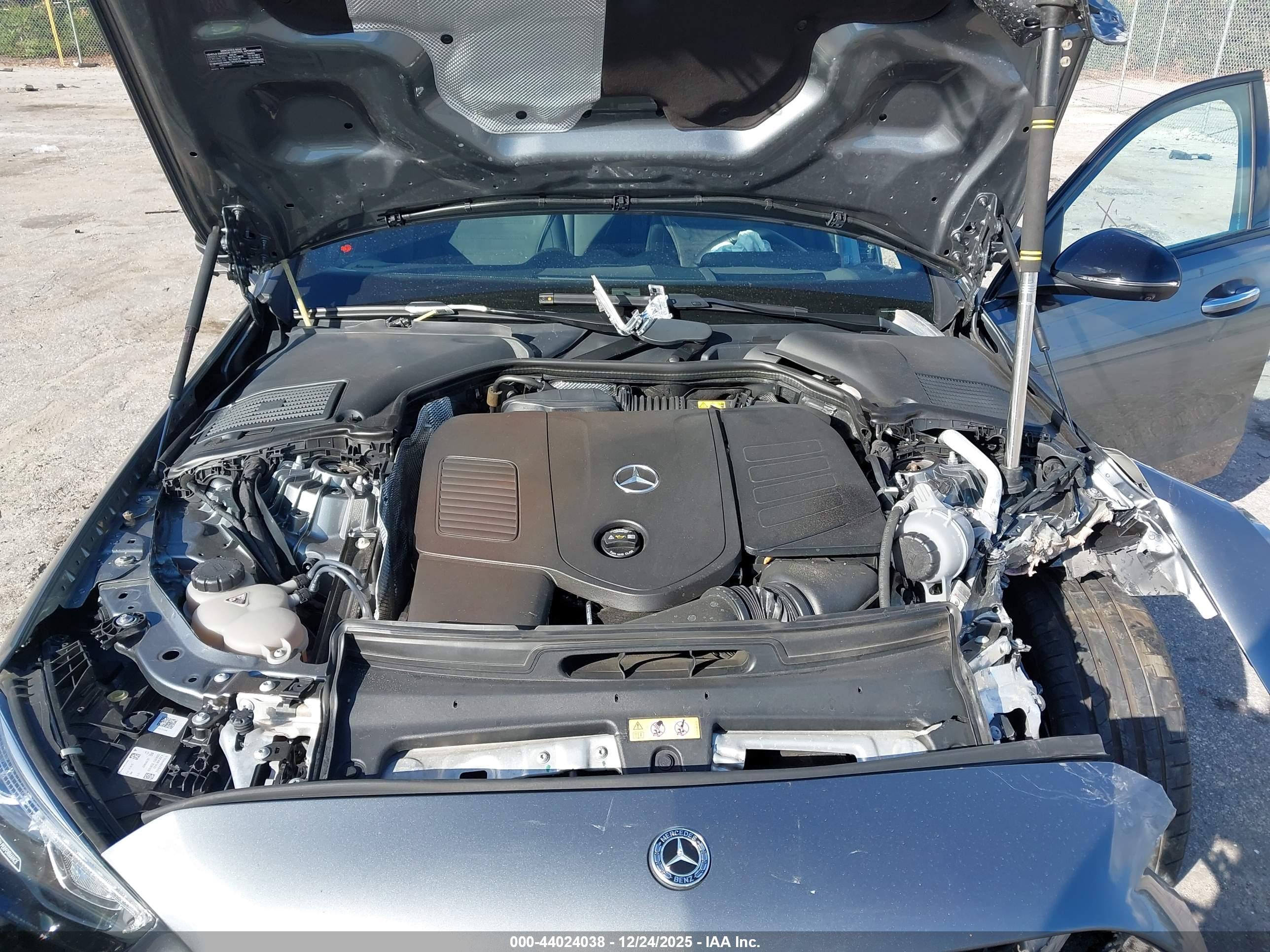 MERCEDES-BENZ C image 10