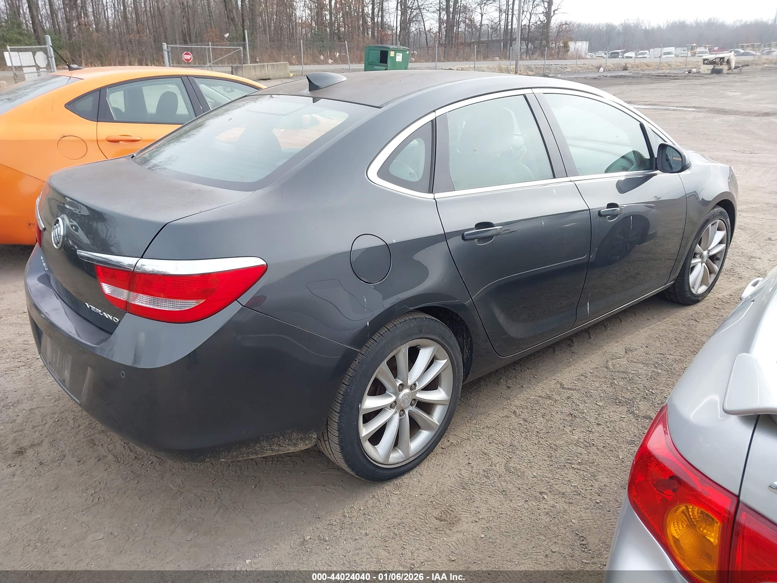 BUICK VERANO image 4