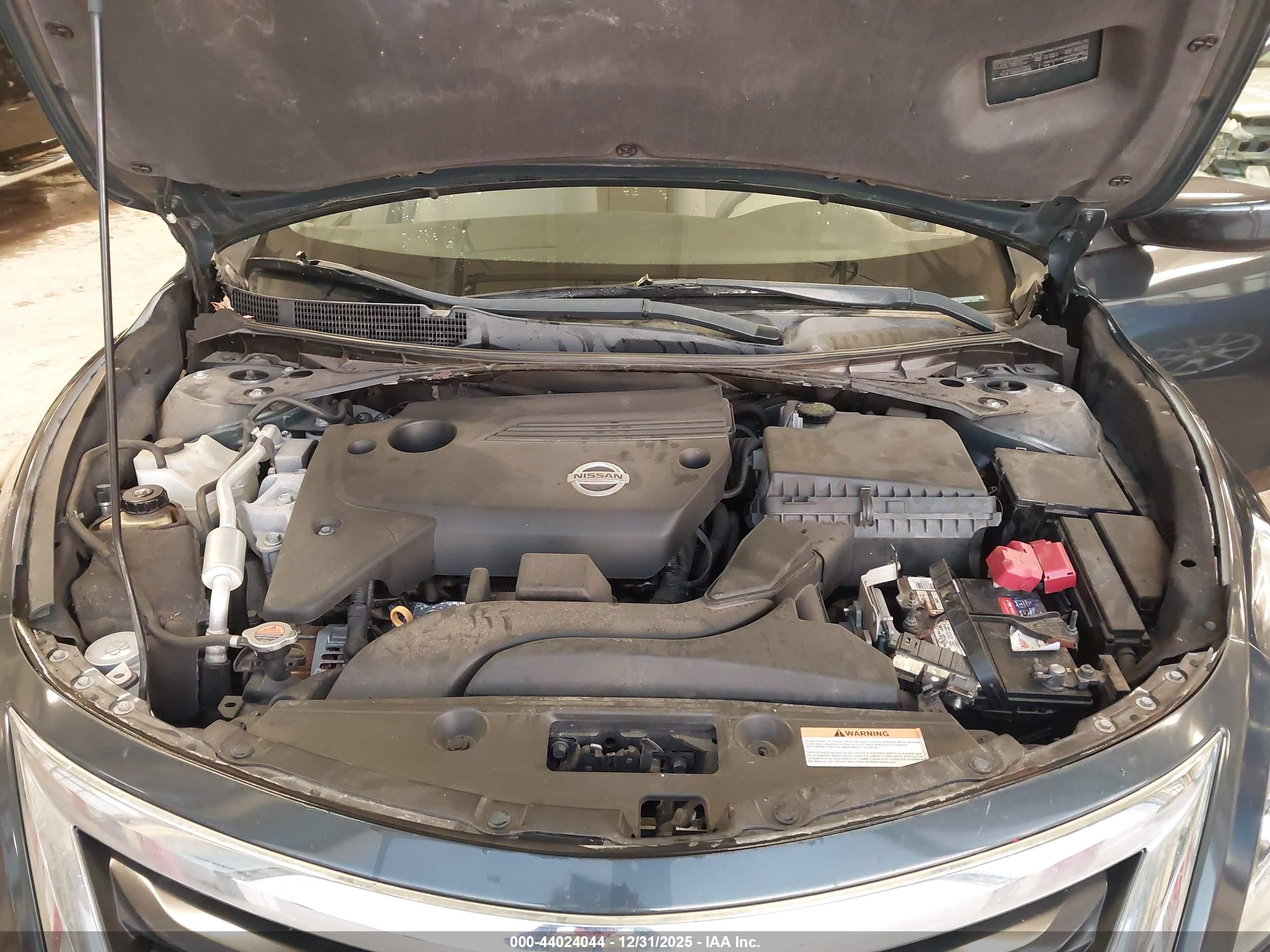 NISSAN ALTIMA image 10