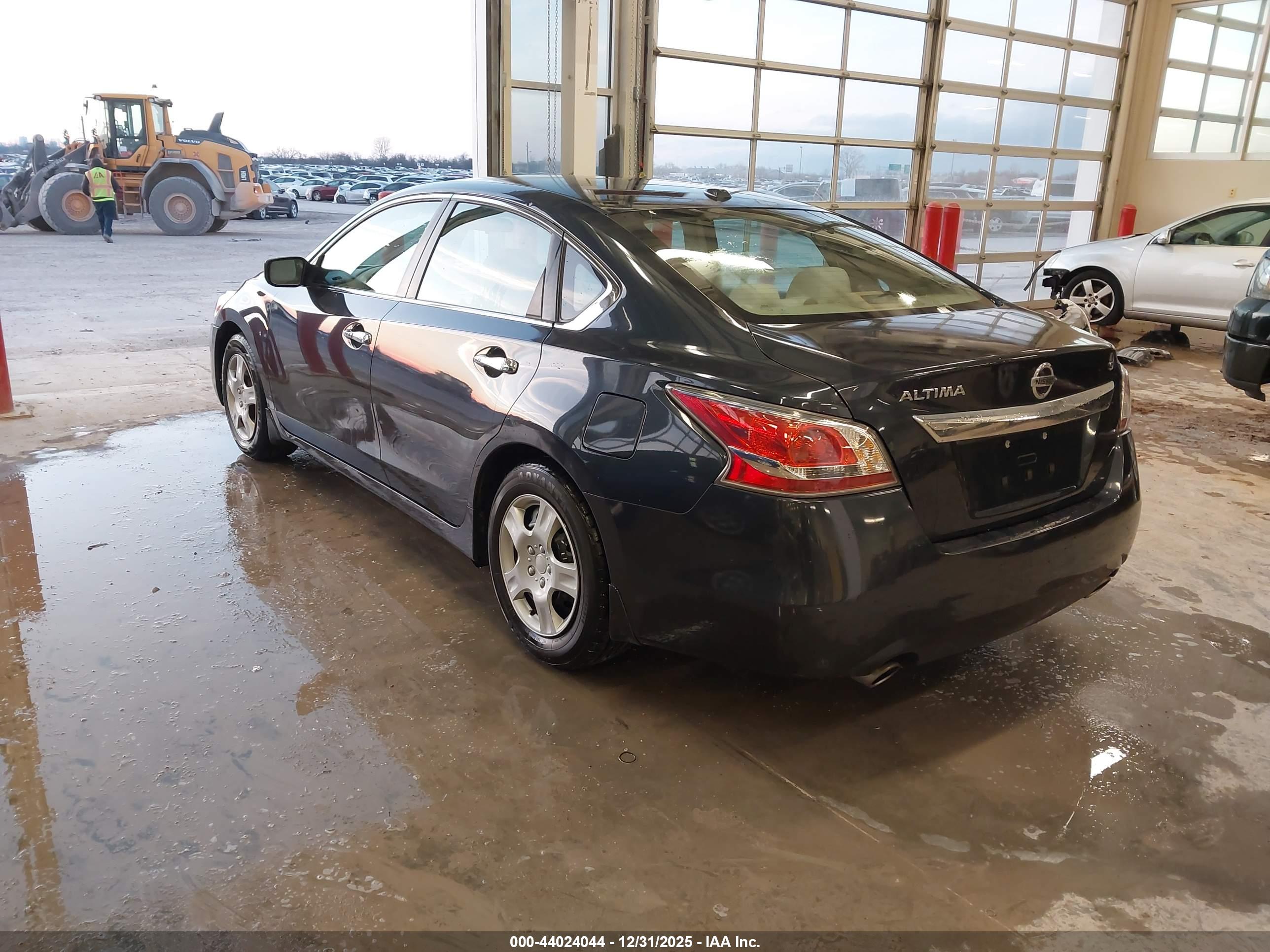 NISSAN ALTIMA image 3