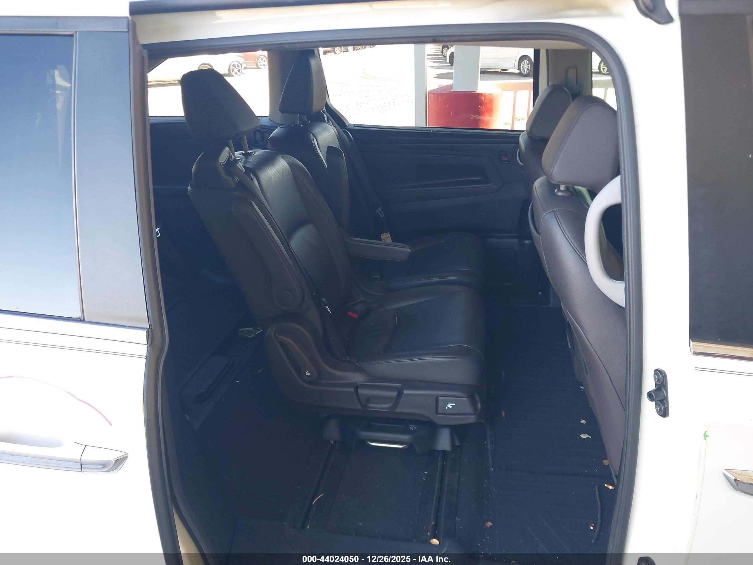HONDA ODYSSEY image 8