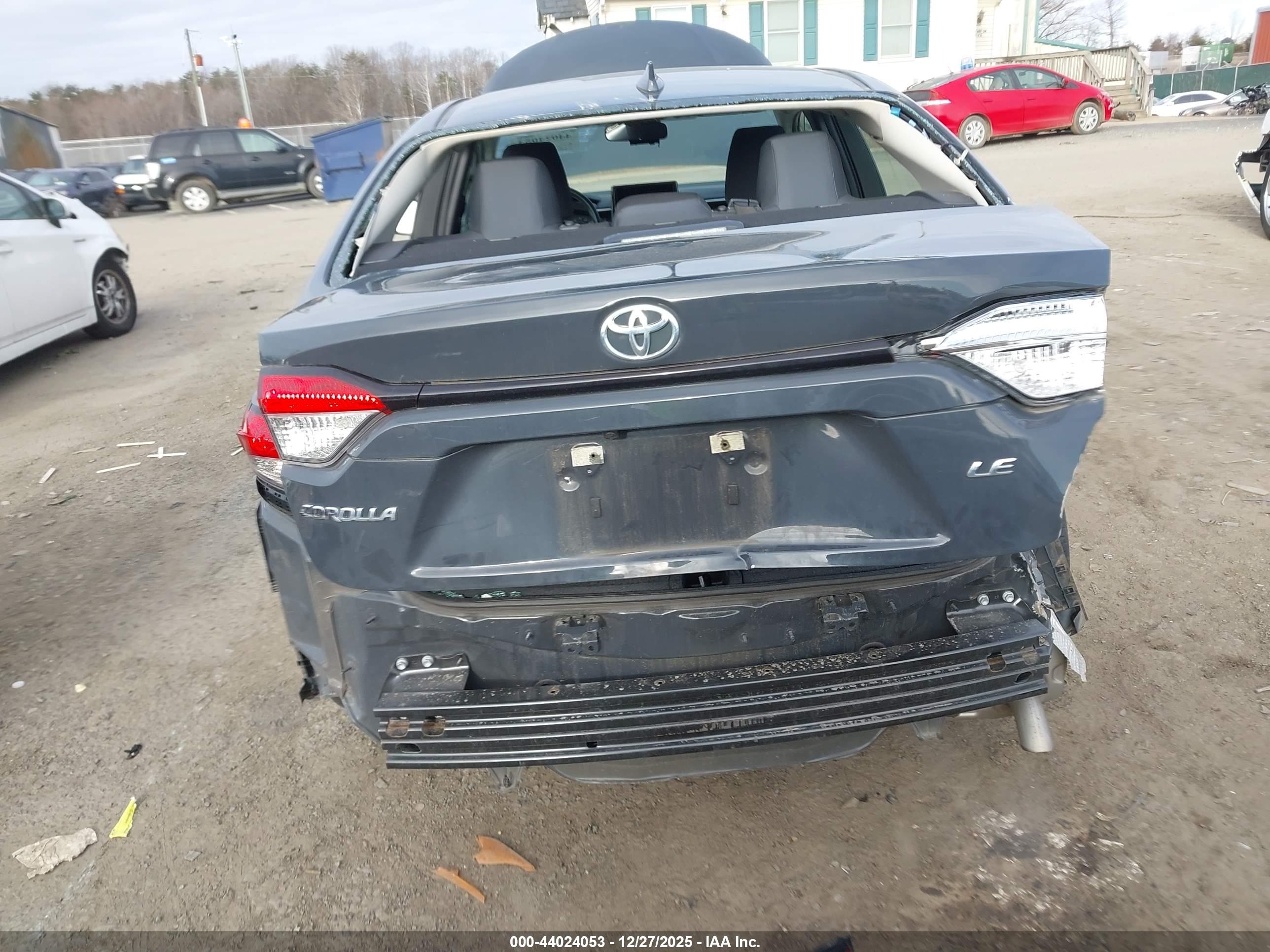 TOYOTA COROLLA image 6