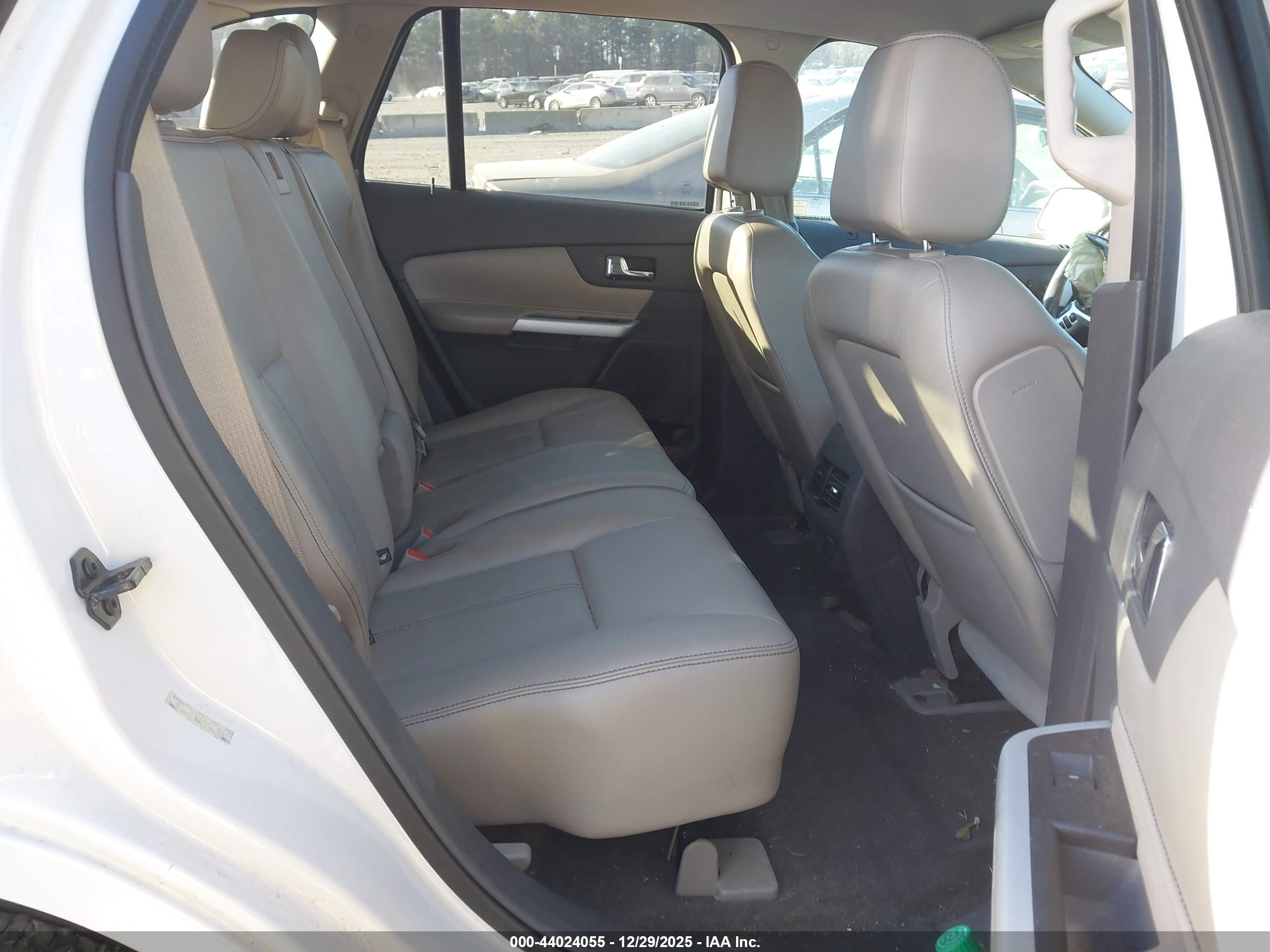 FORD EDGE image 8