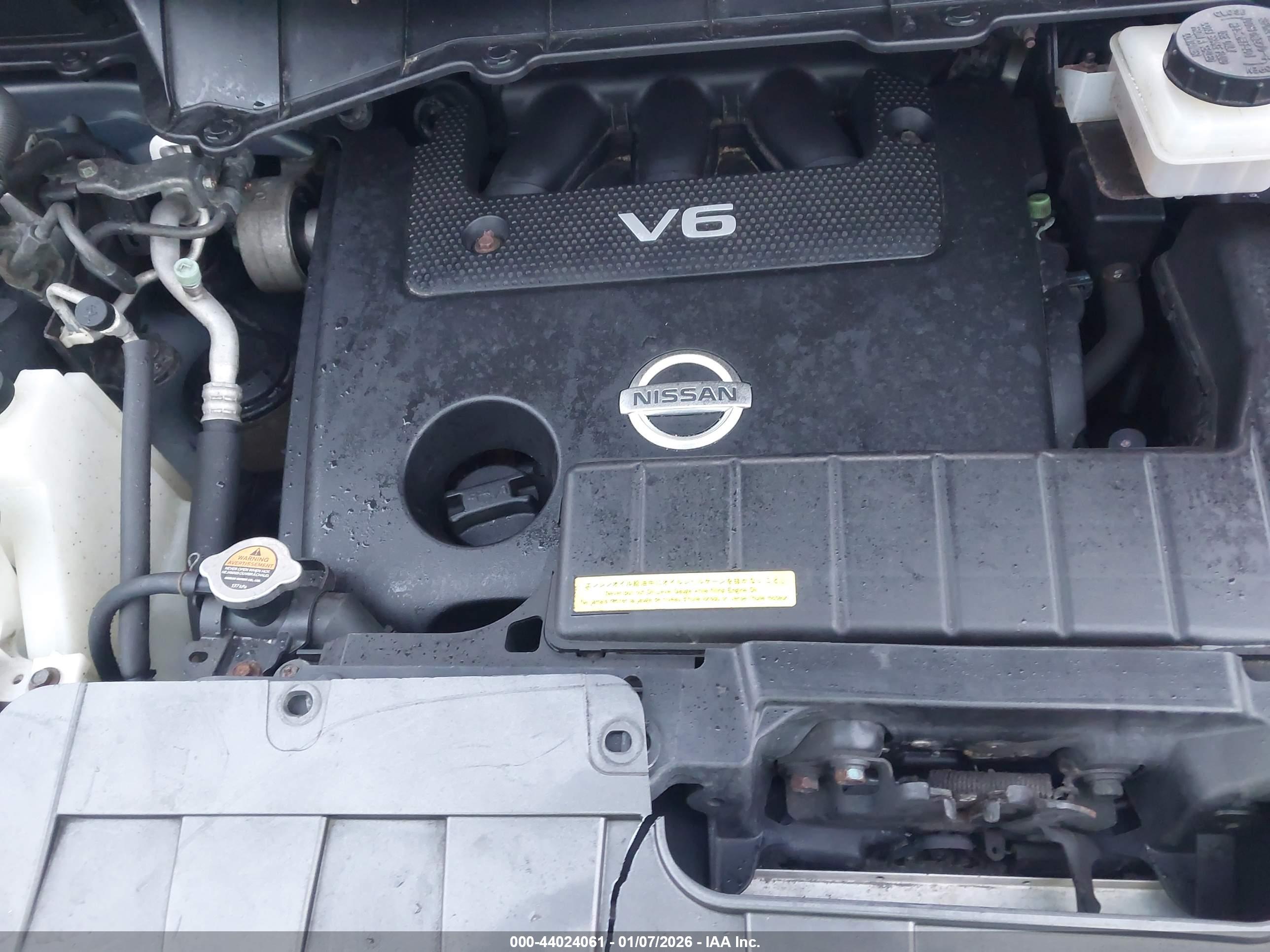 NISSAN QUEST image 10