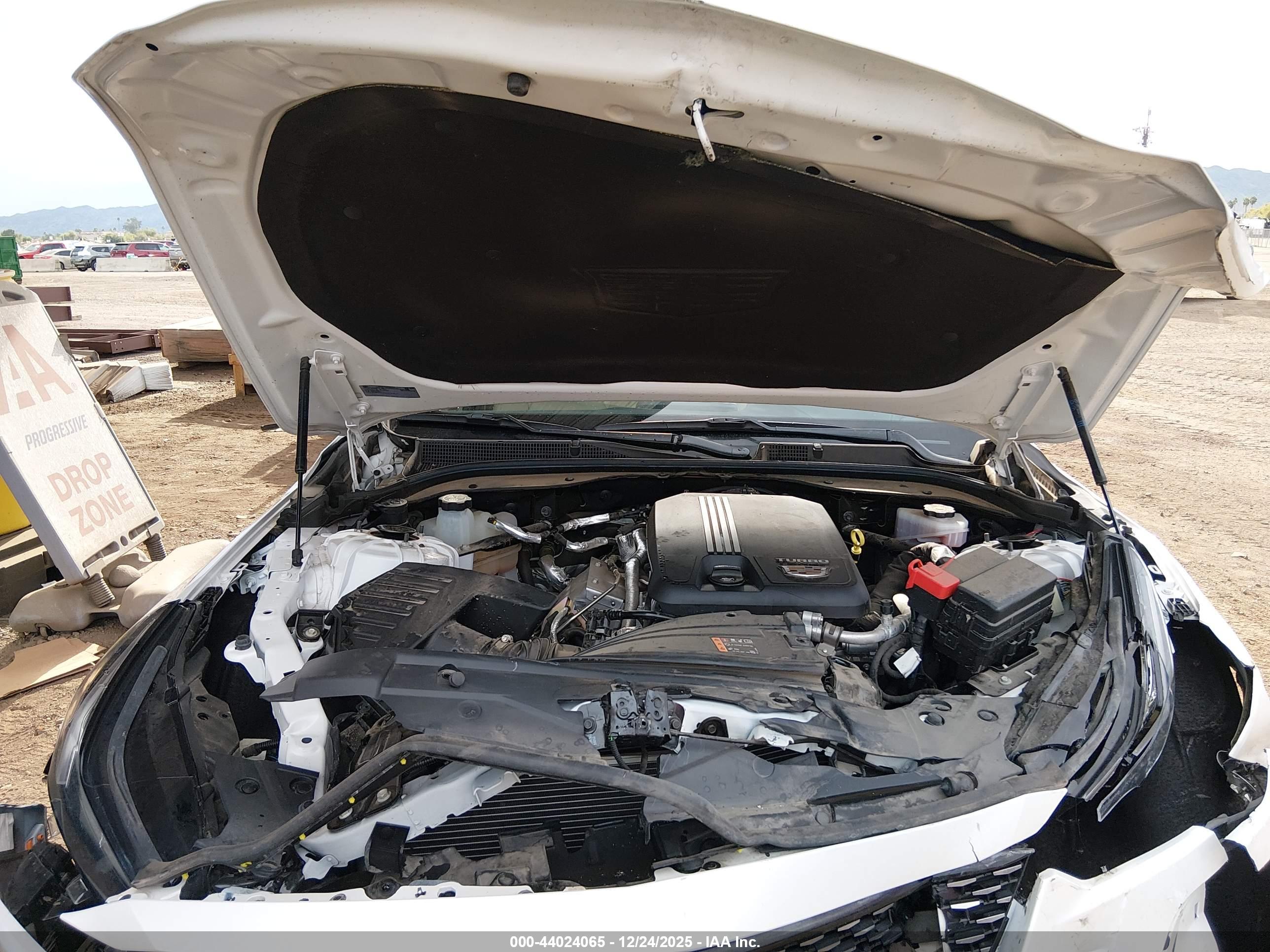 CADILLAC CT5 image 10