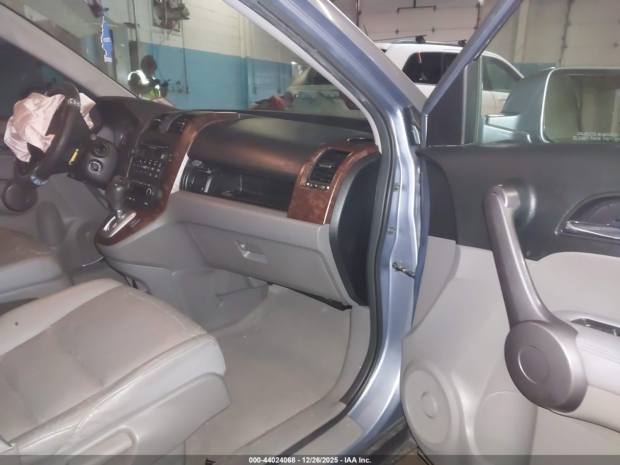 HONDA CR-V image 5
