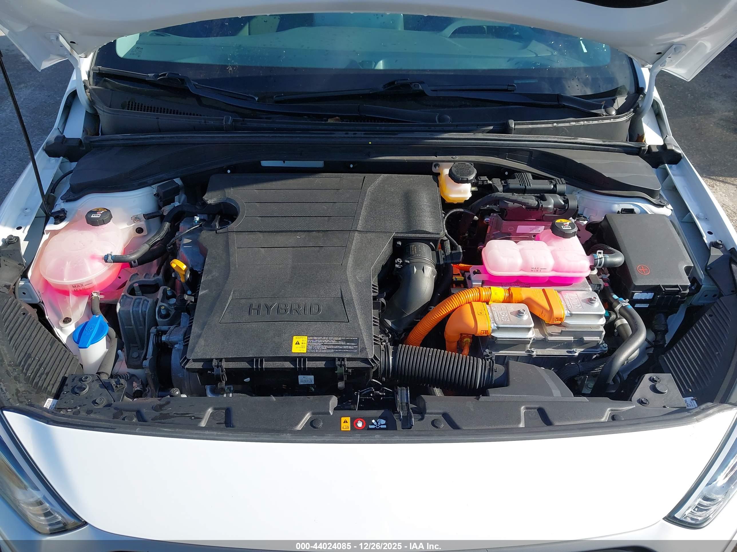 HYUNDAI IONIQ image 10
