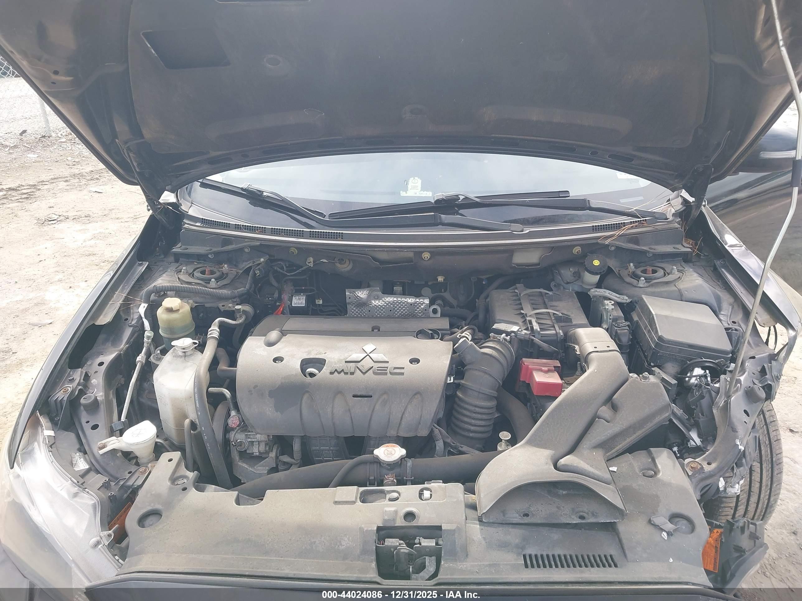 MITSUBISHI LANCER image 10