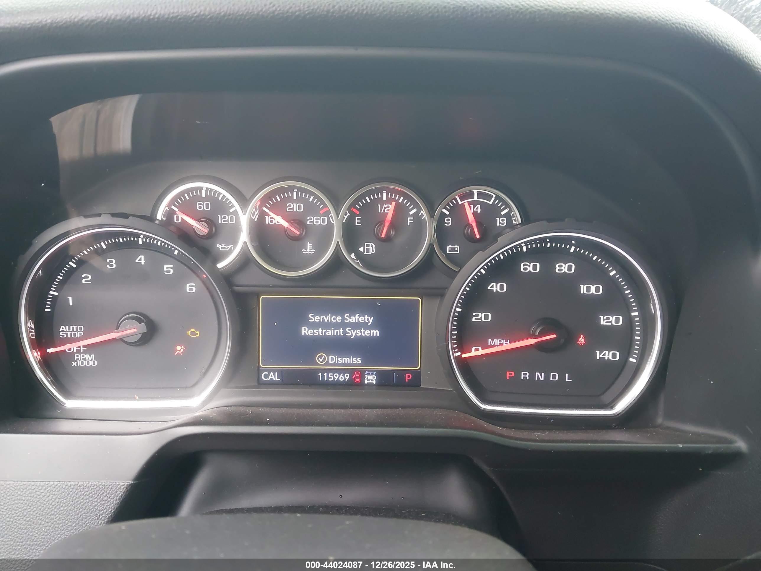 CHEVROLET SILVERADO image 7
