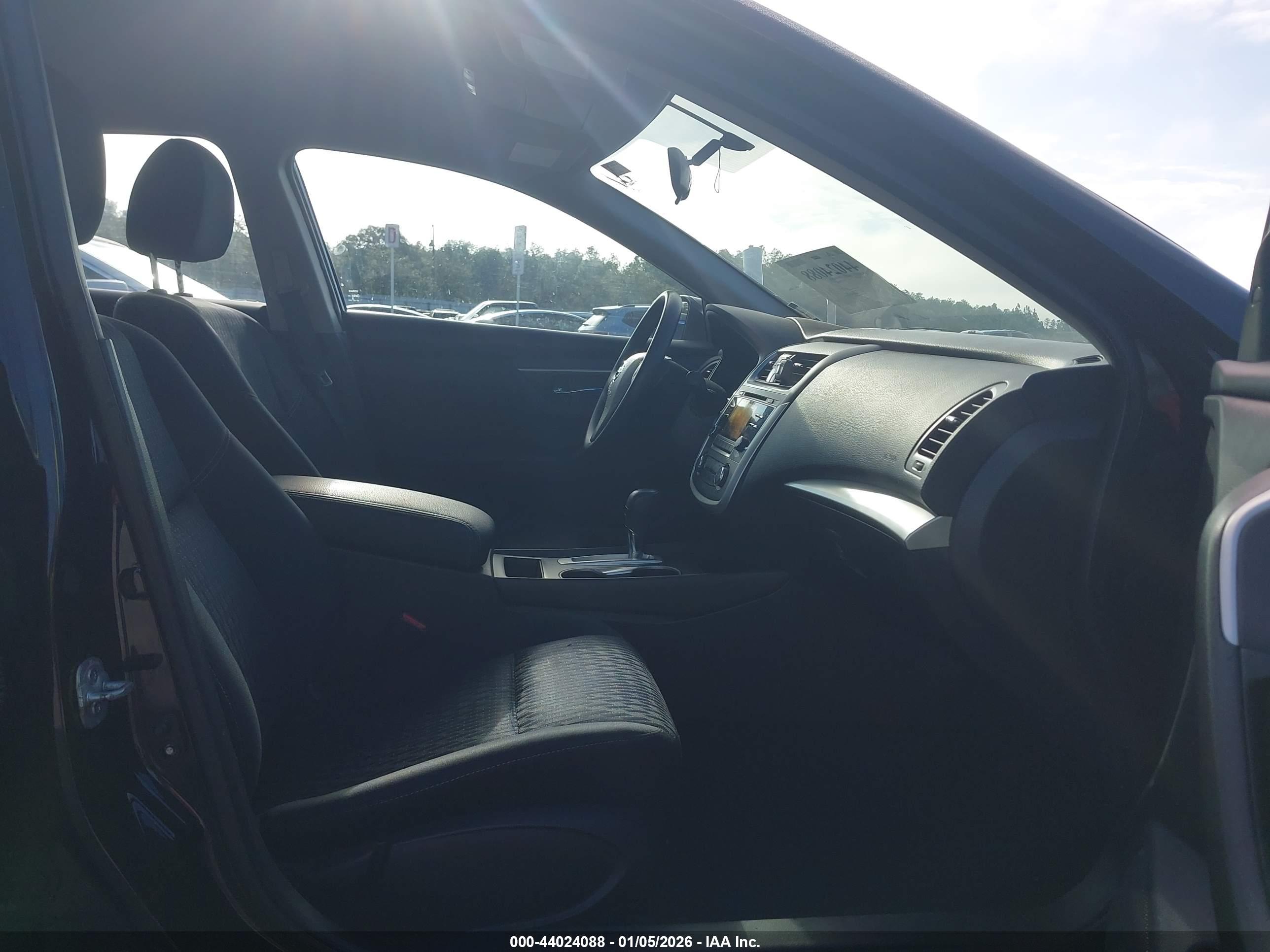 NISSAN ALTIMA image 5