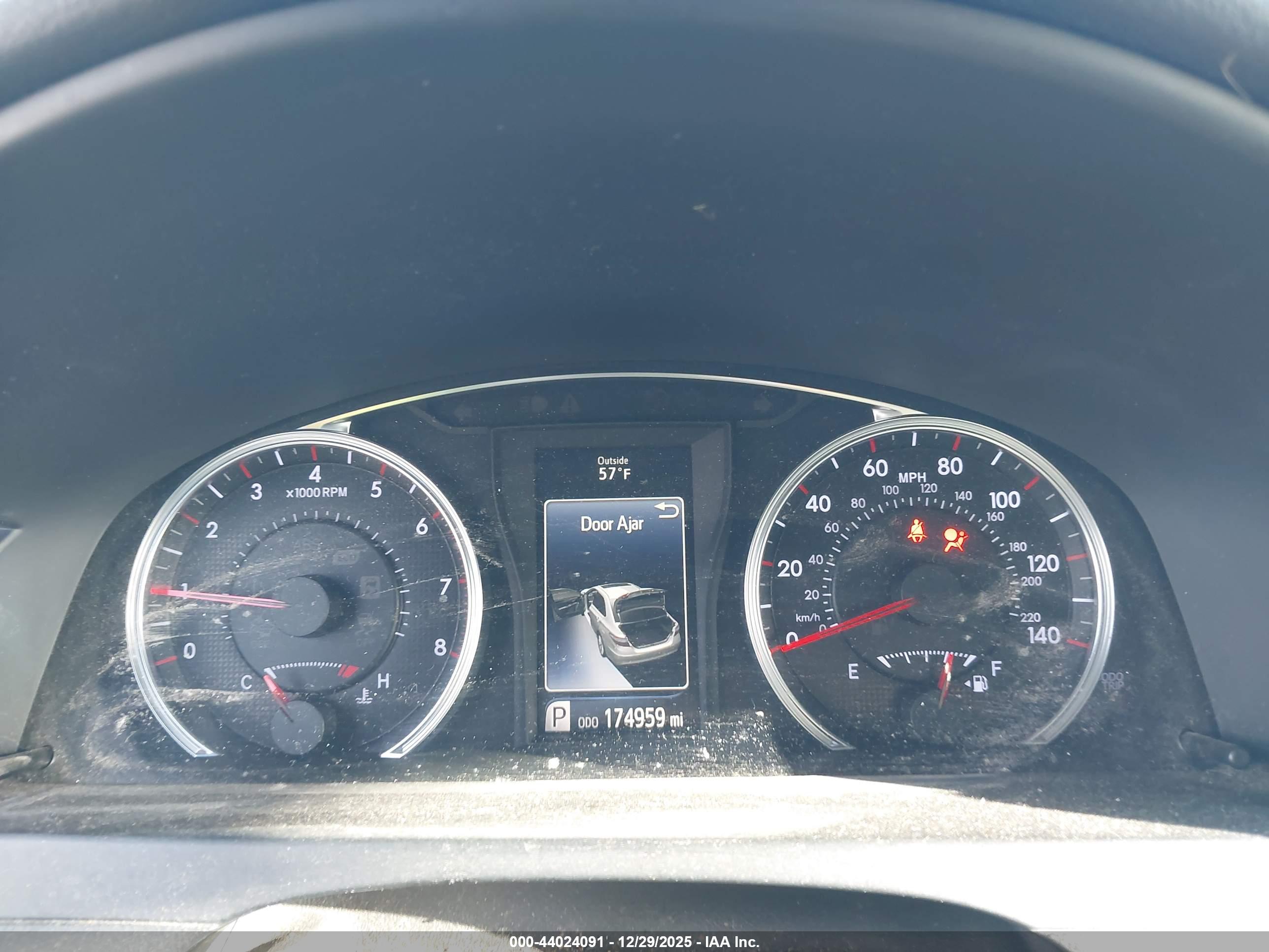 TOYOTA CAMRY image 7
