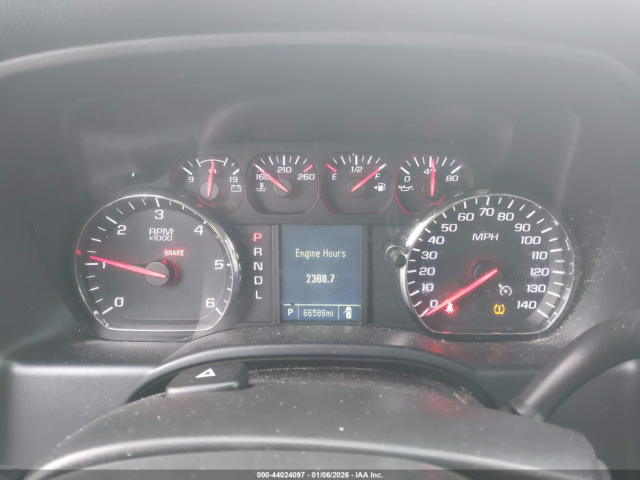 CHEVROLET SILVERADO image 7