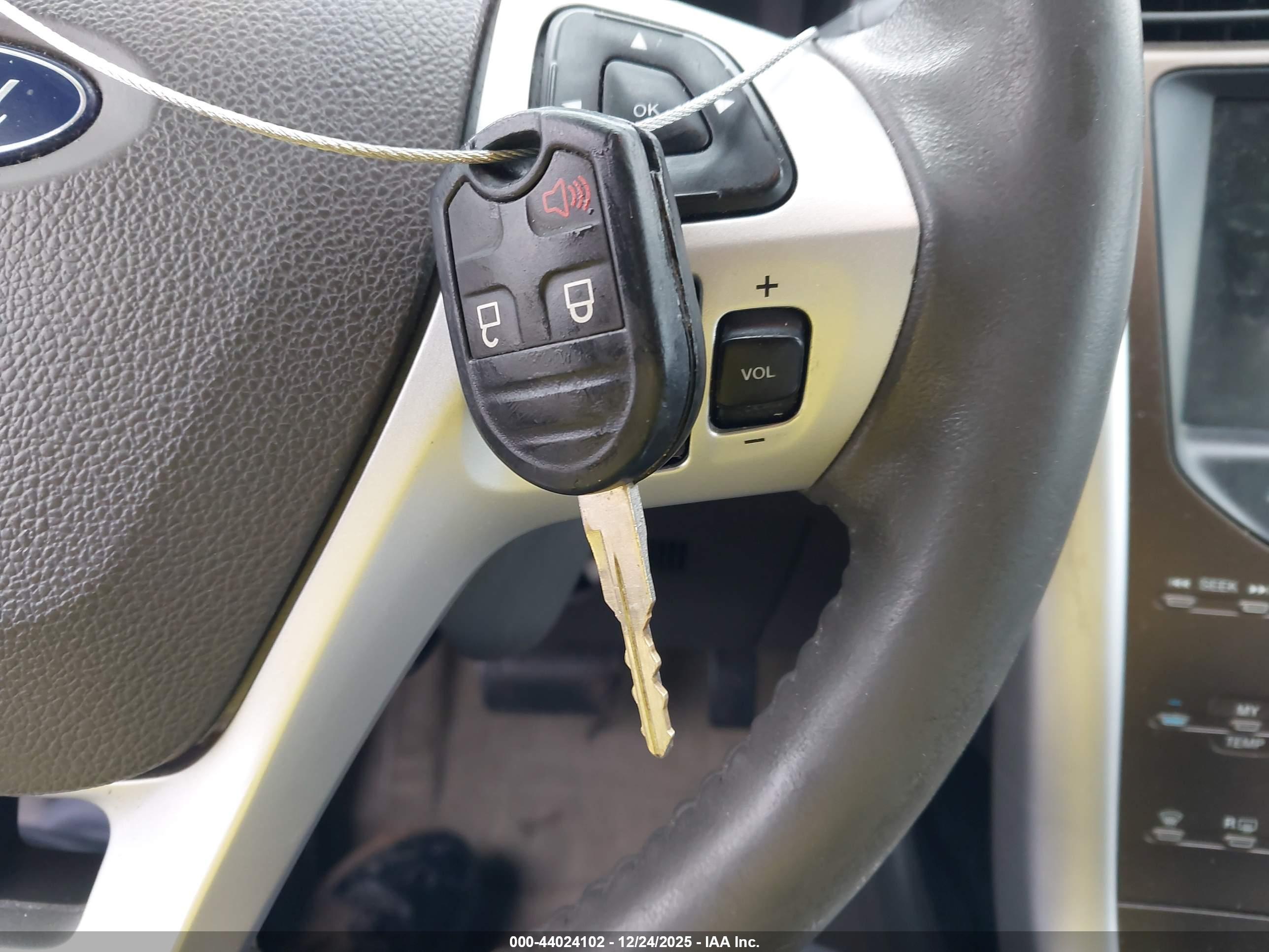 FORD EDGE image 11