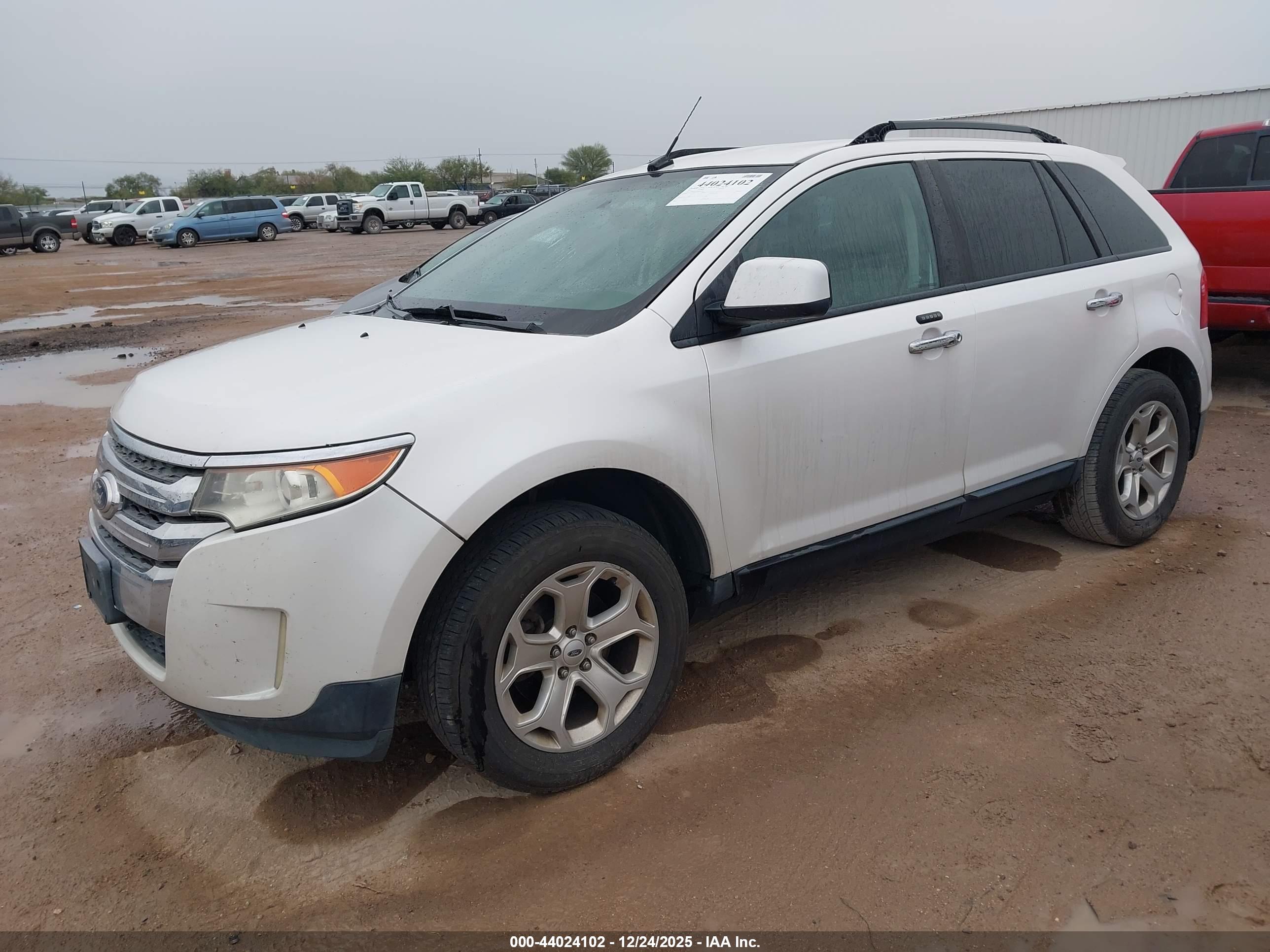 FORD EDGE image 2