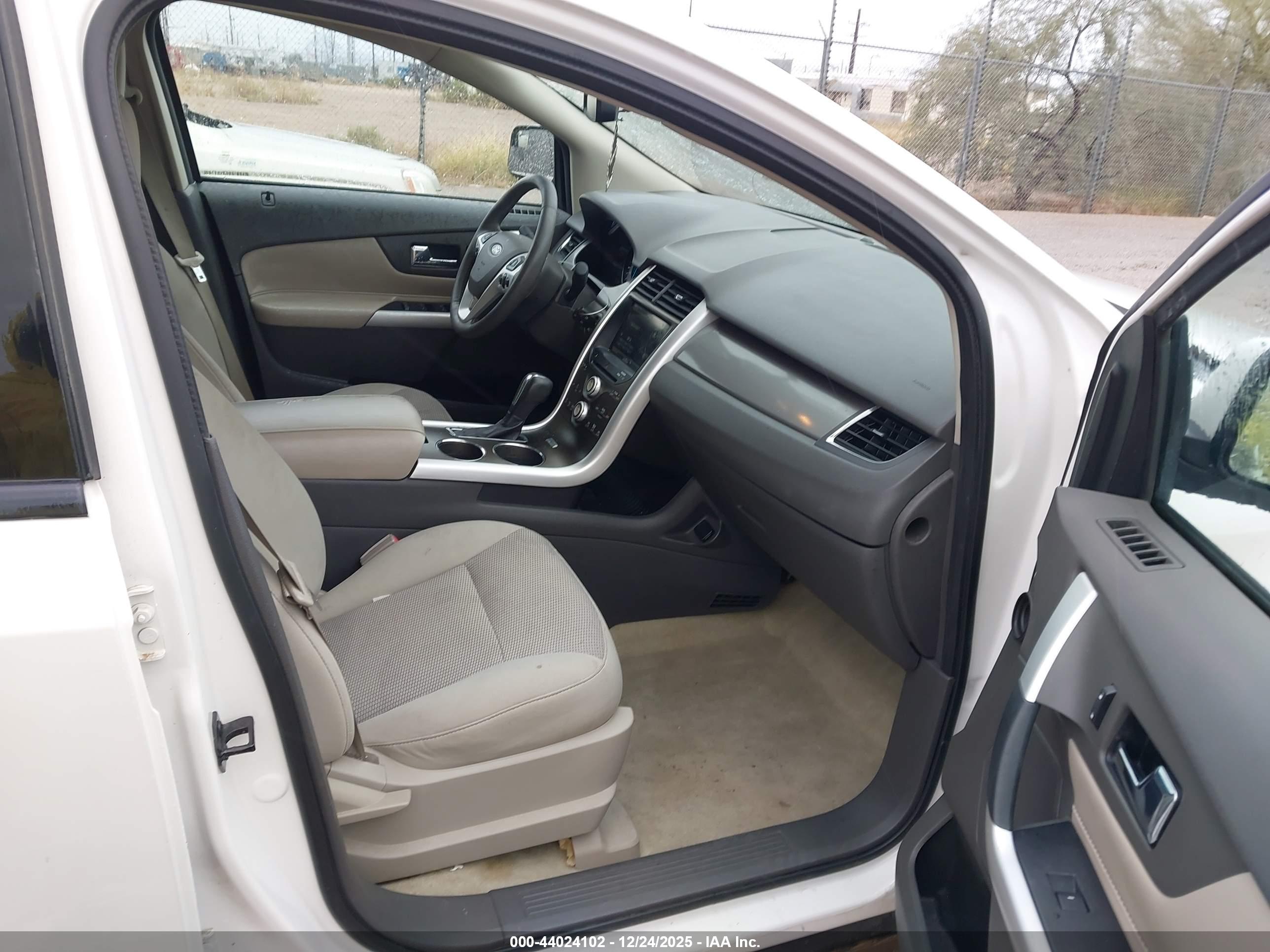FORD EDGE image 5