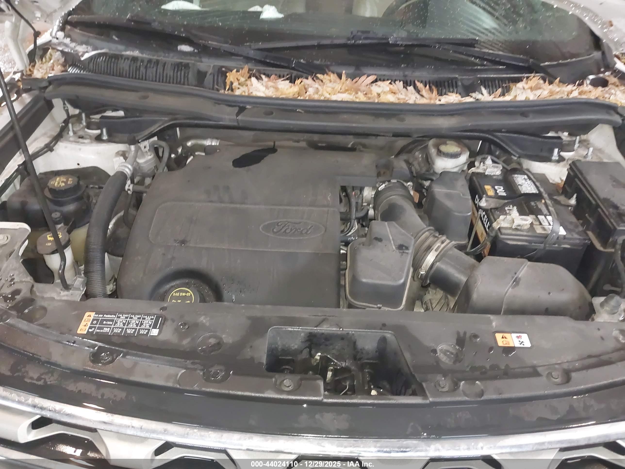 FORD EXPLORER image 10