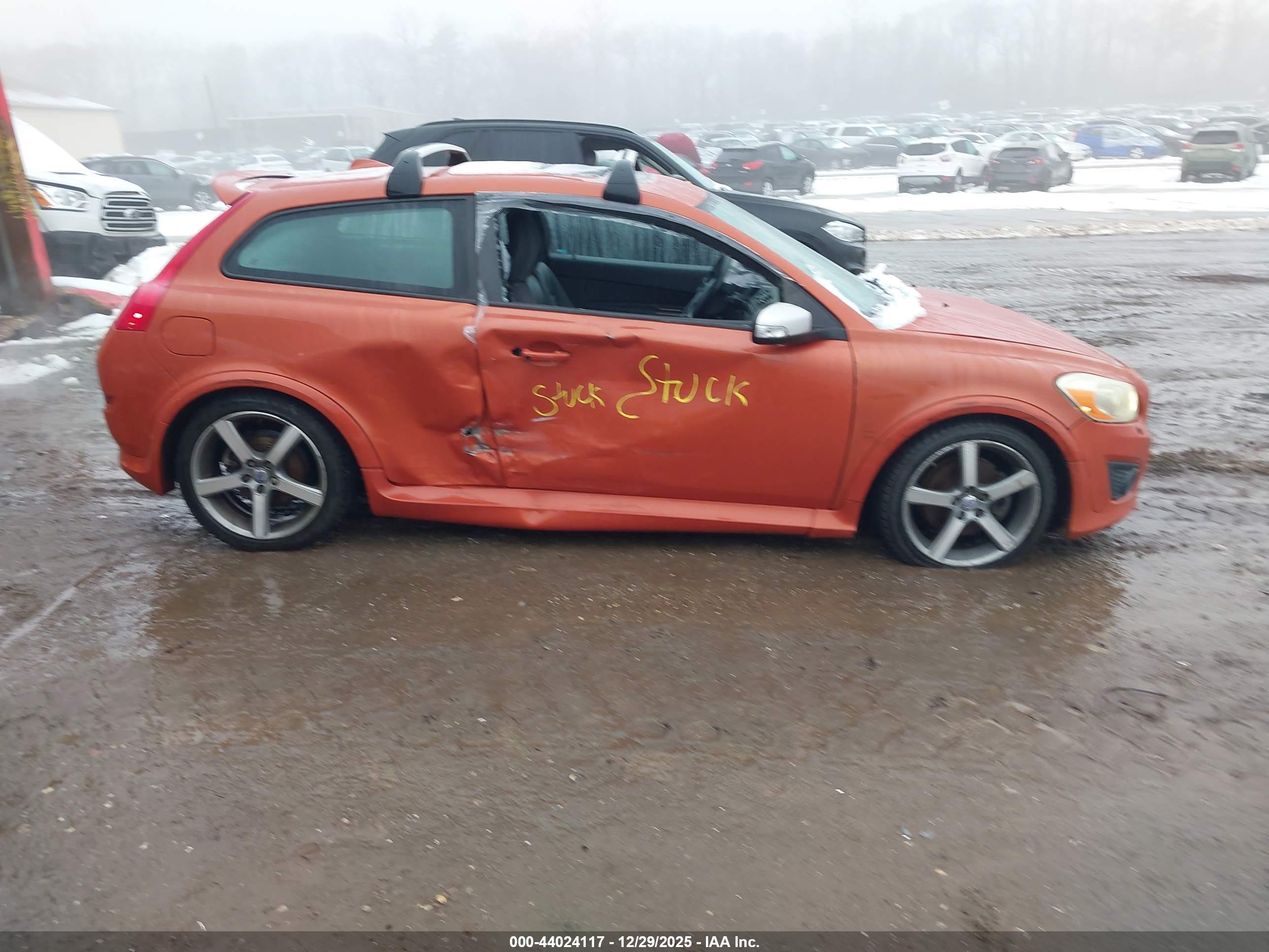VOLVO C30 image 6