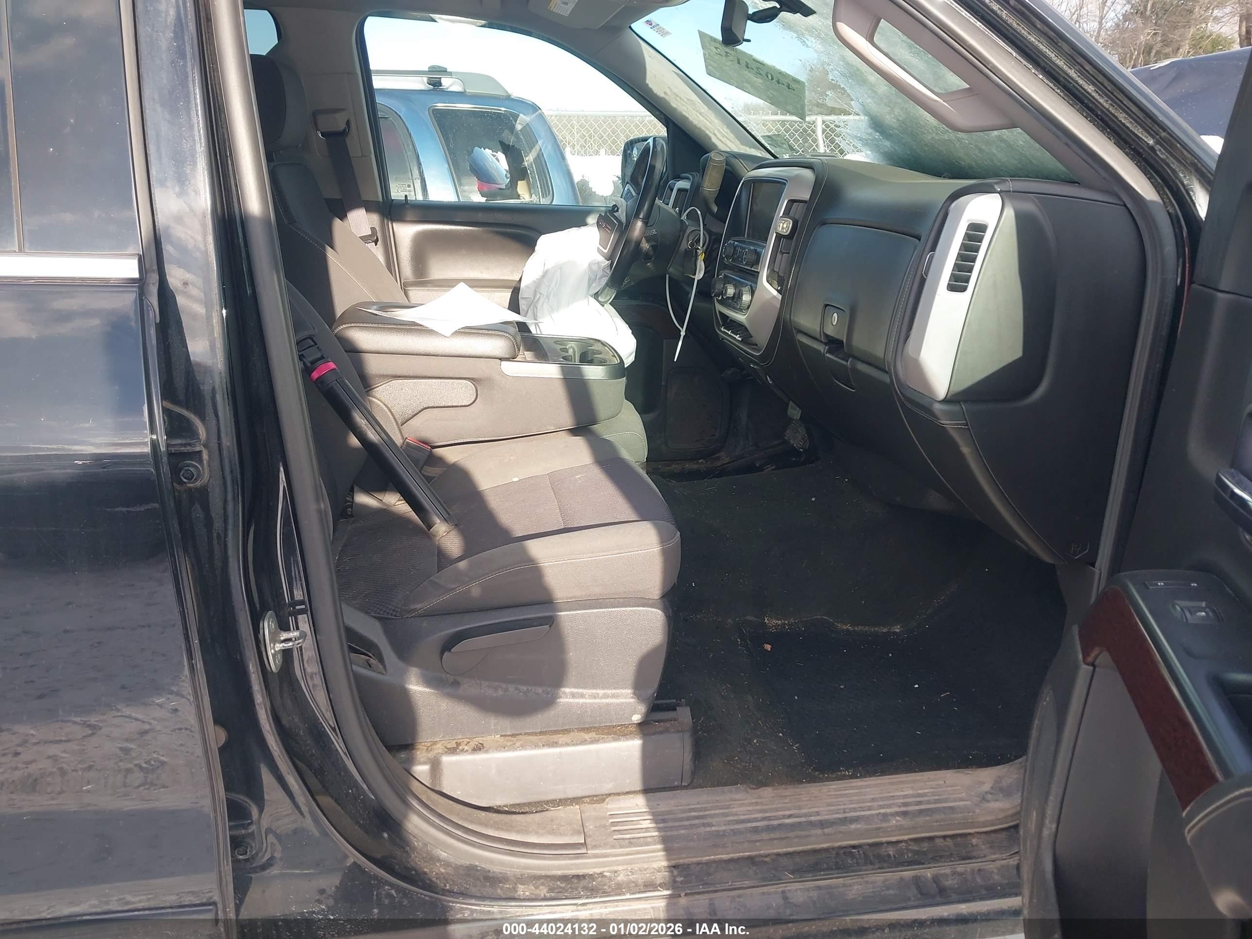 GMC SIERRA image 5