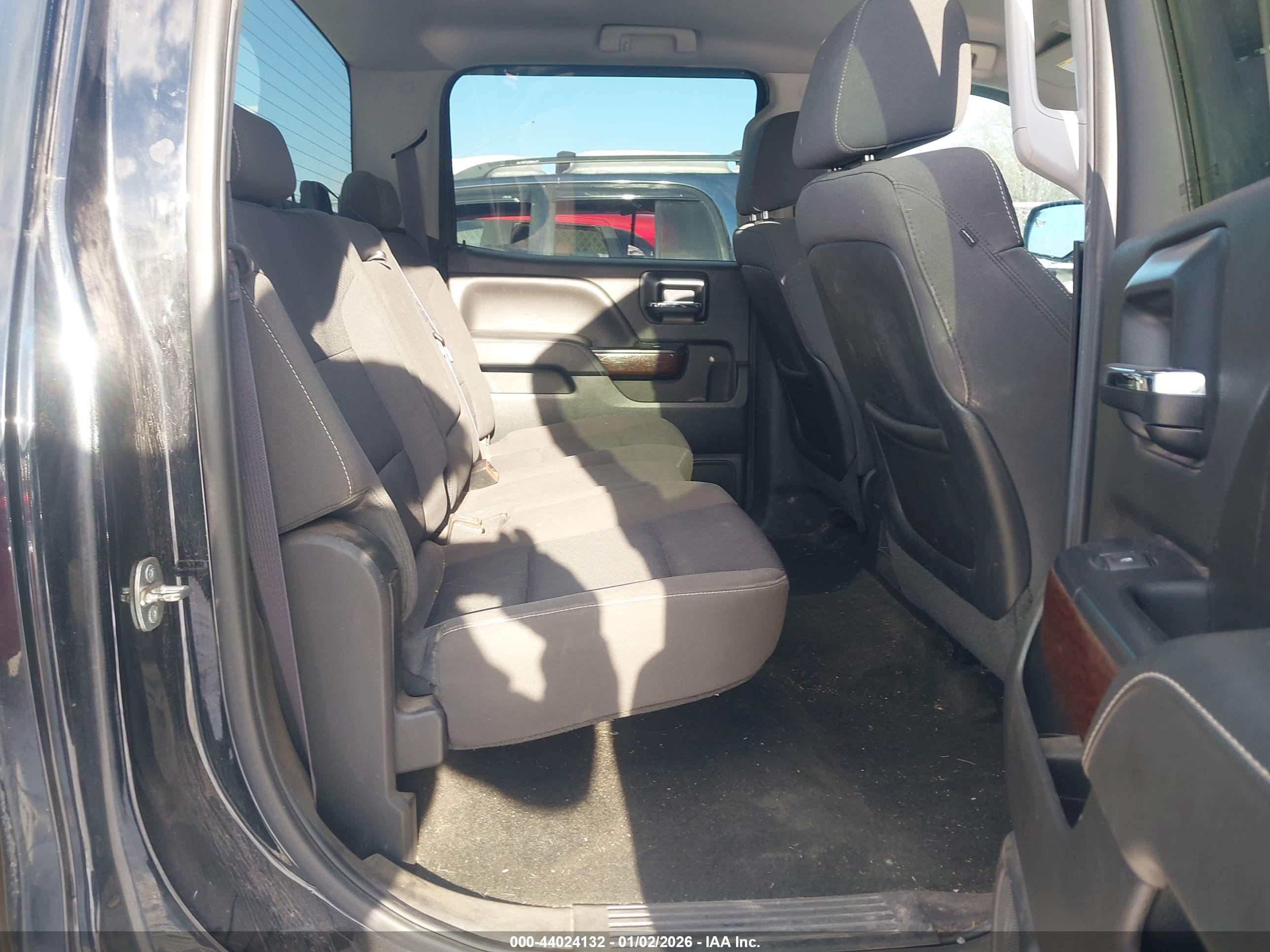 GMC SIERRA image 8